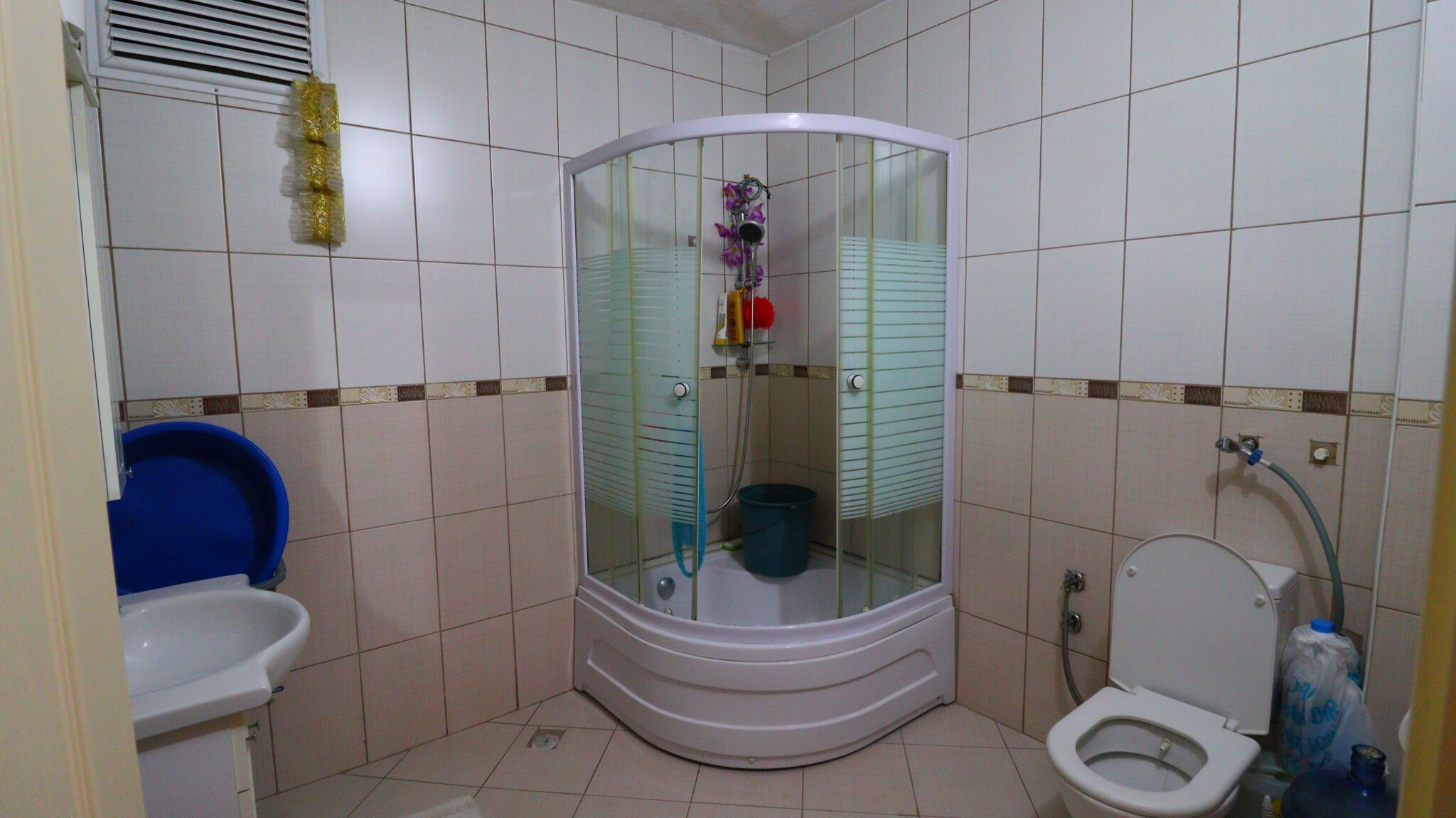 Mersin Erdemli Güzedağ Sitesi Eşyalı Satılık 3+1 Geniş Masrafsız Daire