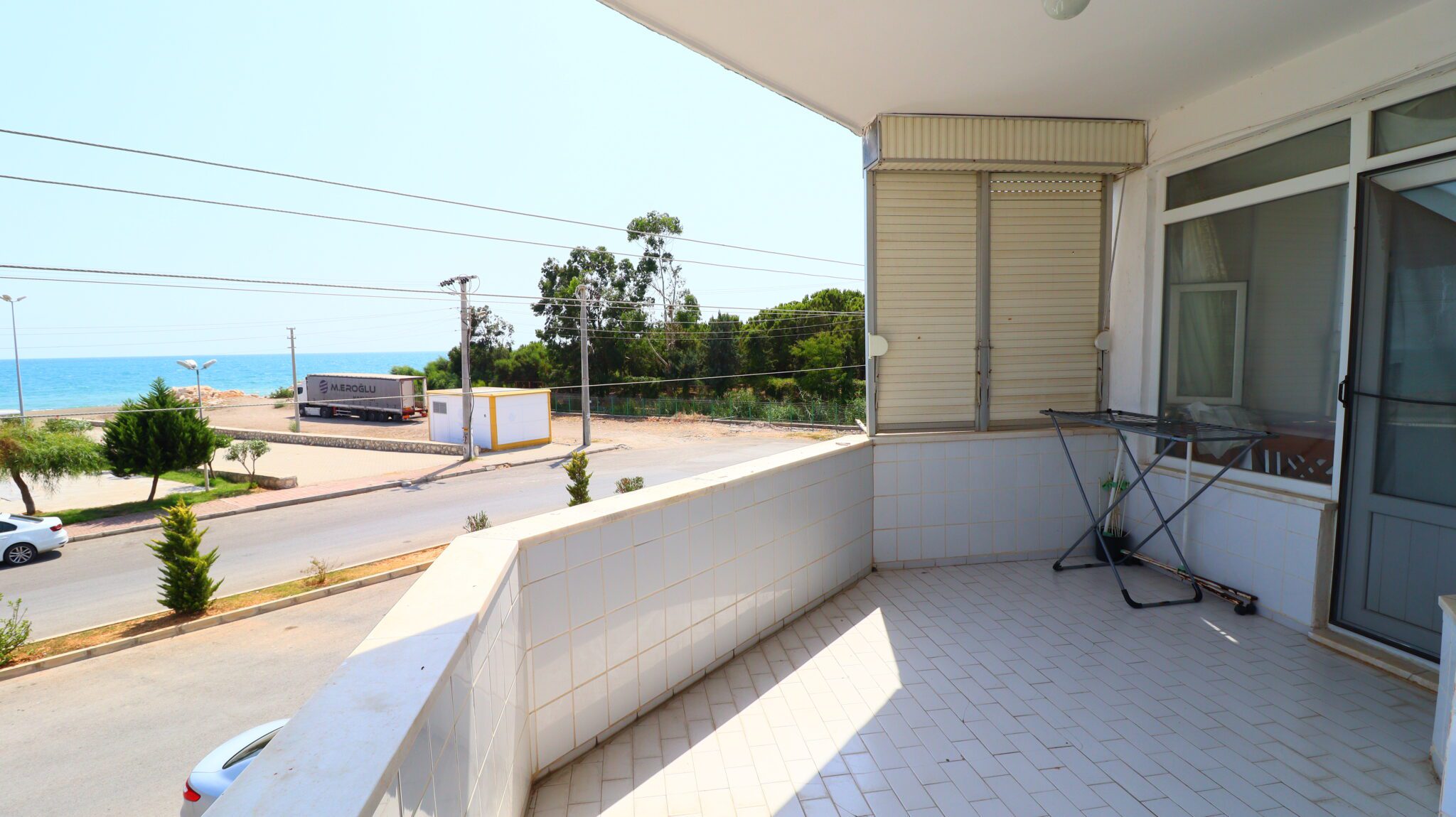 Mersin Erdemli Güzeldağ Sitesi Ön Blok Satılık 2+1 Köşe Daire