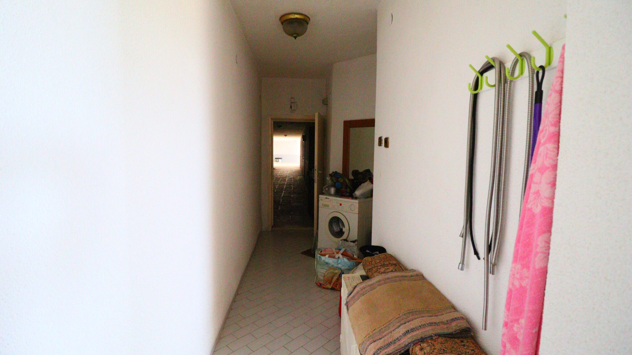 Mersin Erdemli Güzeldağ Sitesi Ön Blok Satılık 2+1 Köşe Daire