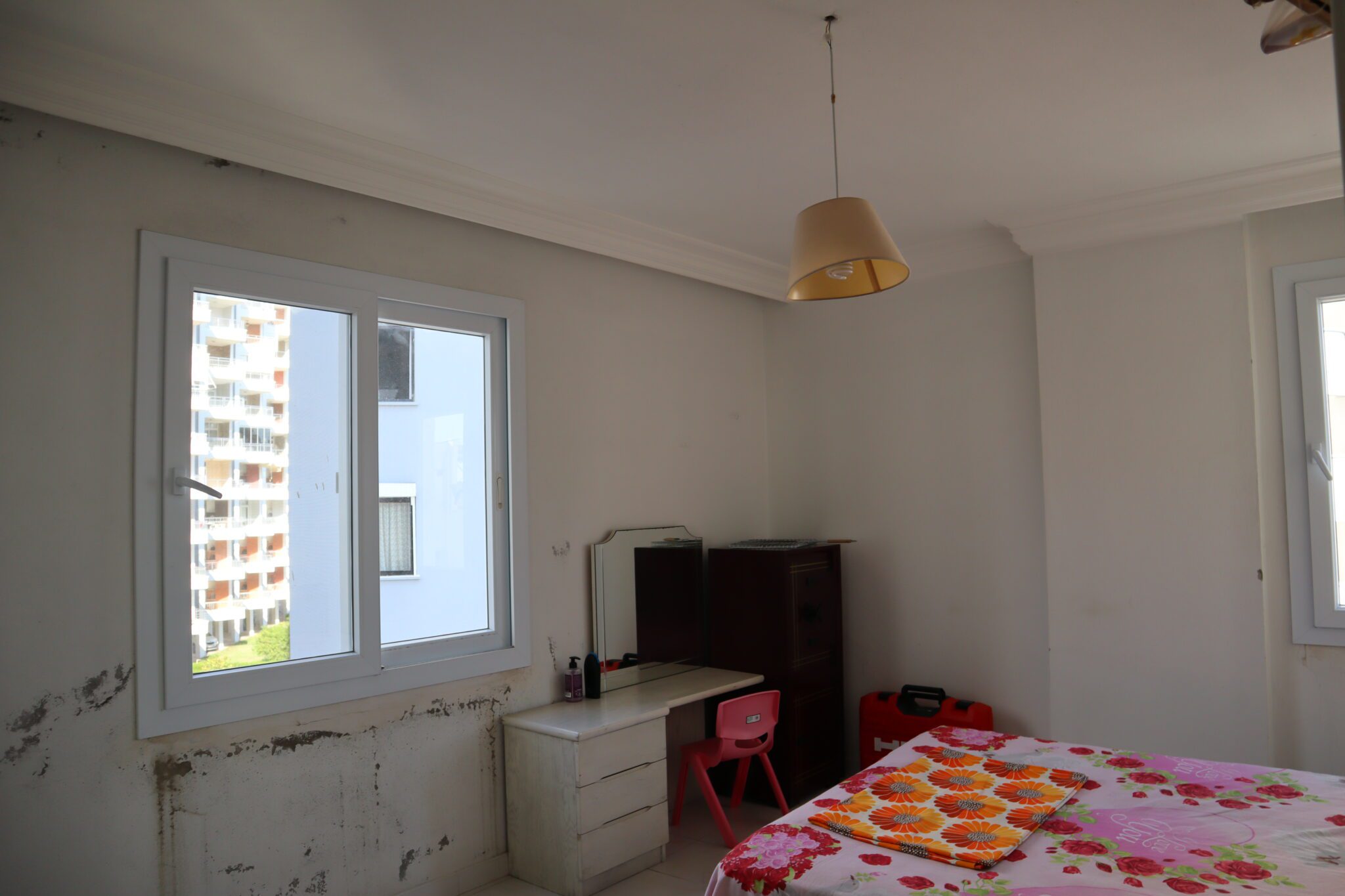 Mersin Erdemli Tömük Öner Tatil Sitesi 3+1 Eşyalı Satılık Köşe Daire