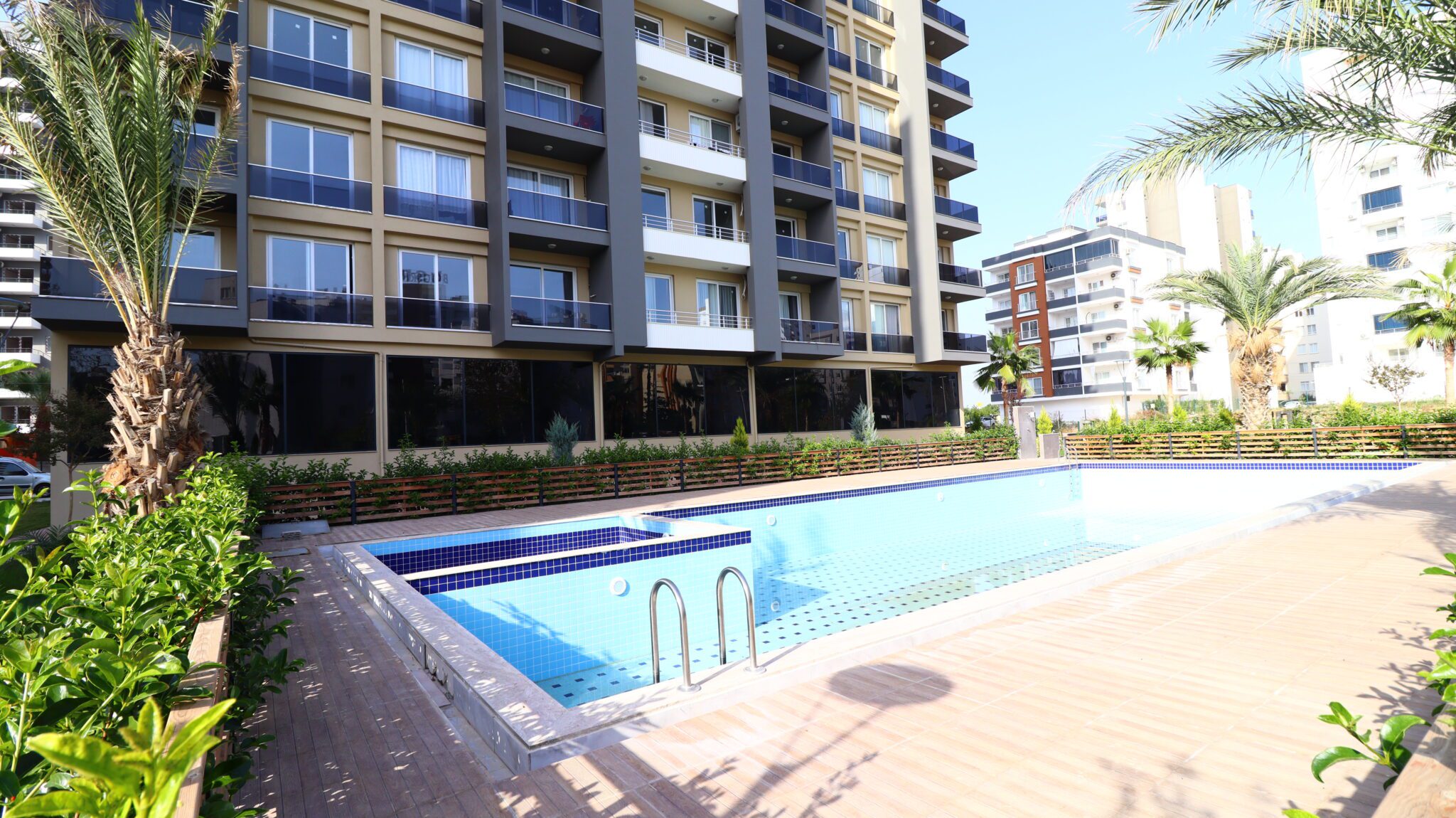 Mersin Erdemli Tömük Exen Satılık 1+1 Köşe Daire