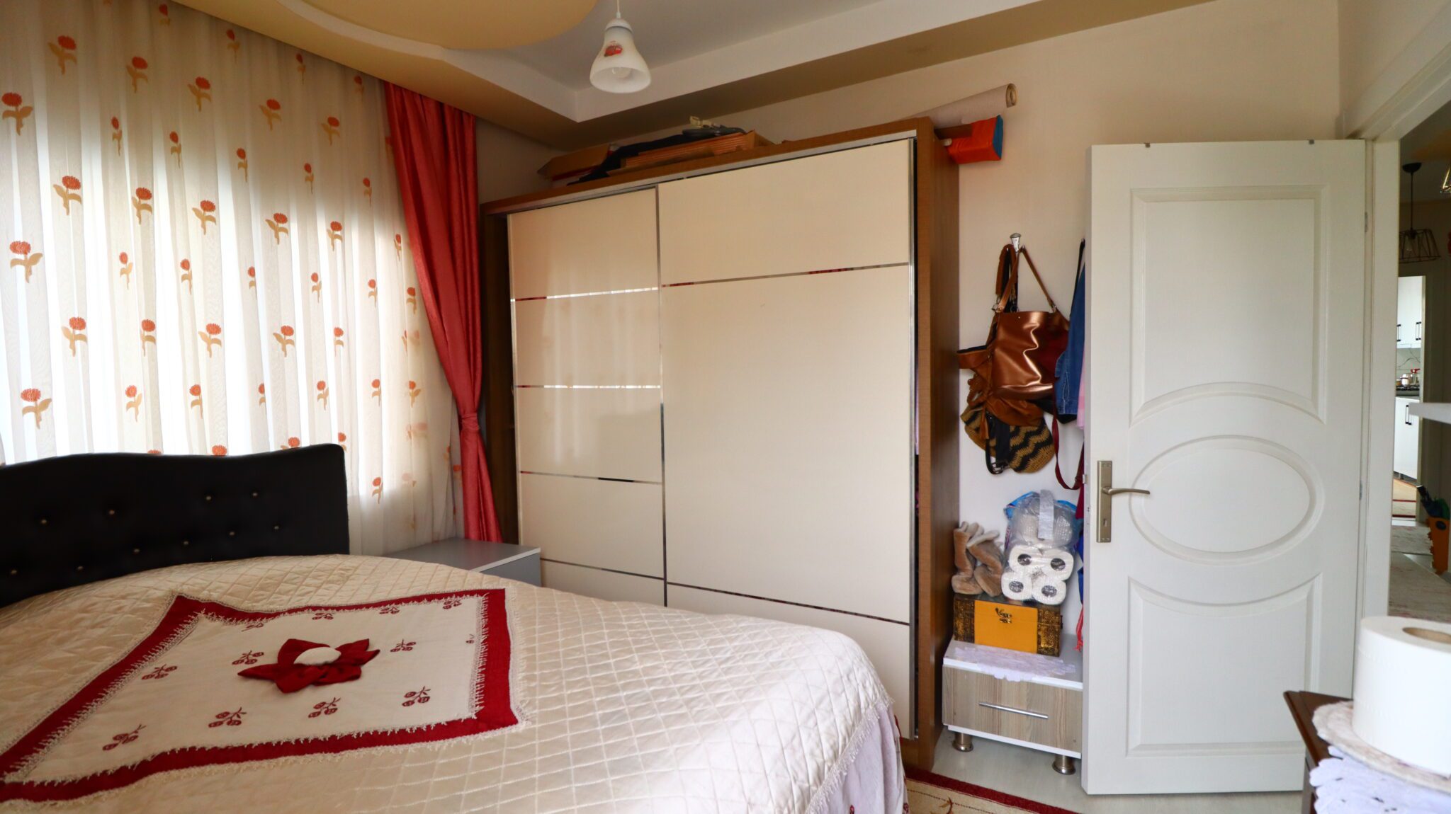 Mersin Erdemli Alata Mahallesi 3+1 Bağımsız Mutfak Satılık Daire