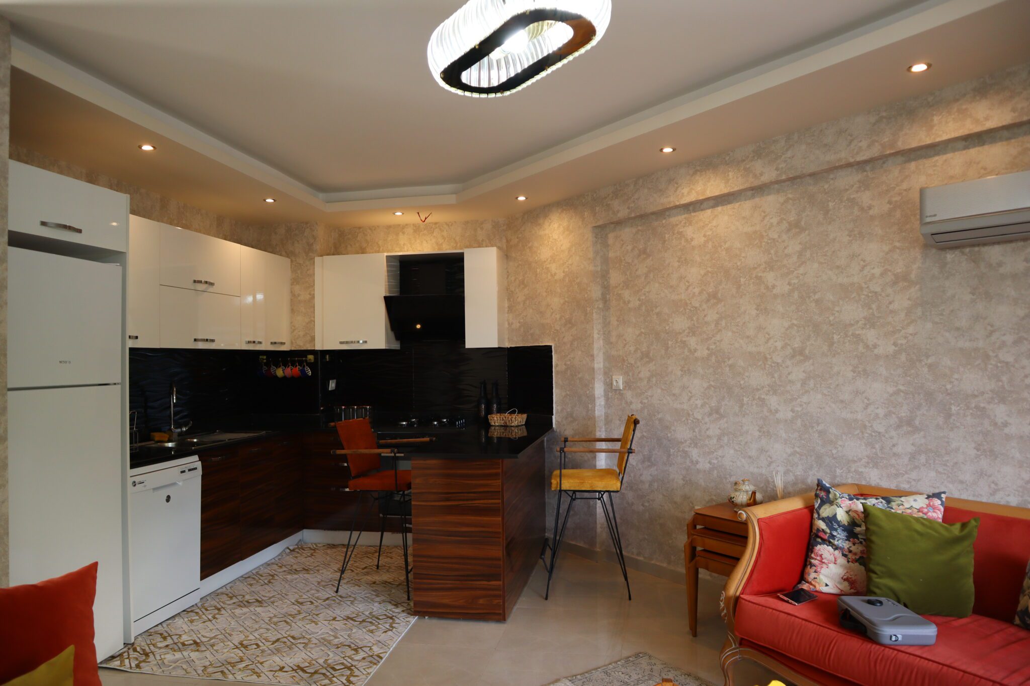 Mersin Erdemli Arpaçbahşiş Liparis Sun Set’te 1+1 Satılık  Daire