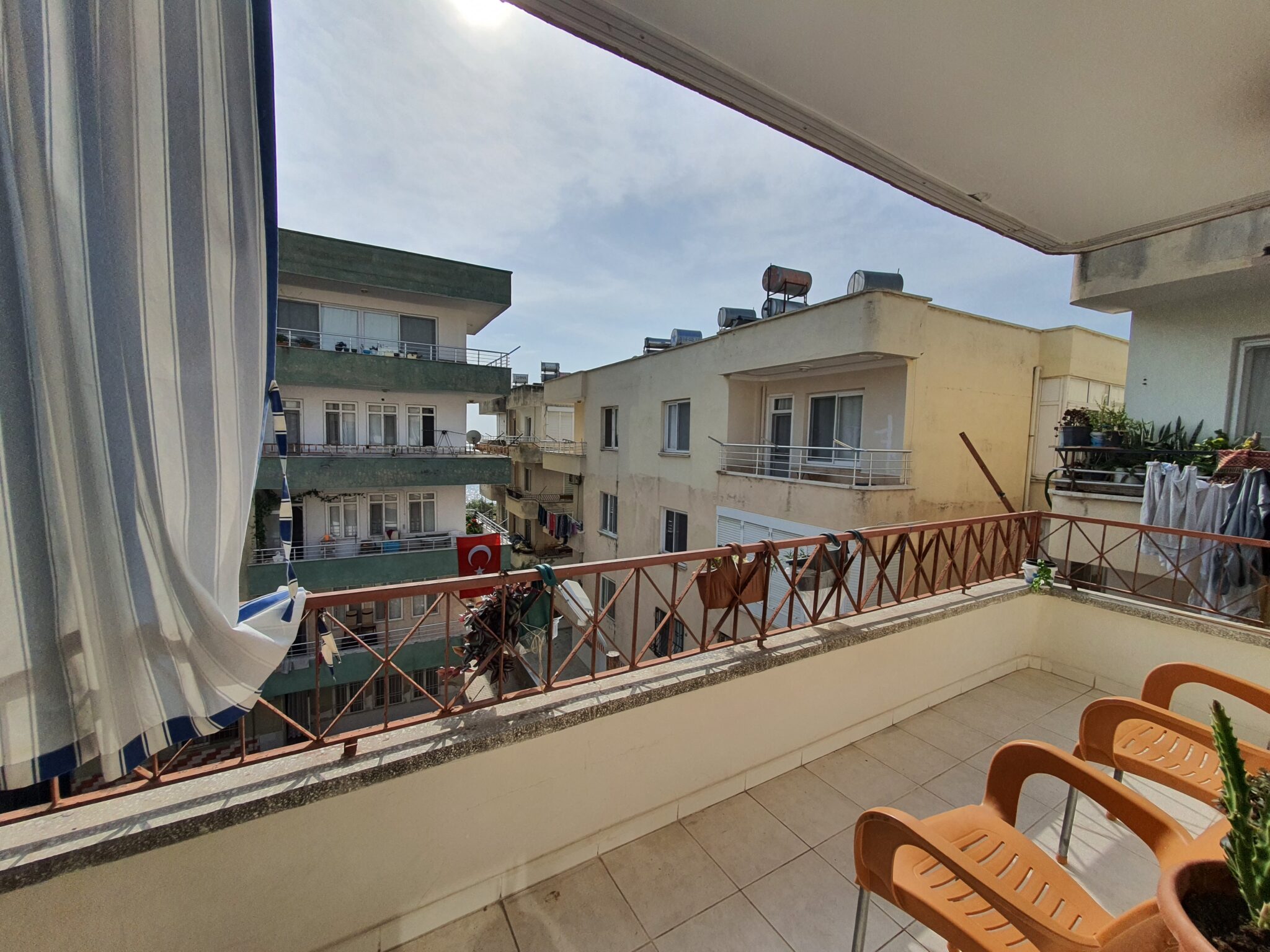 Mersin Erdemli Merkez Mahallesi Close to the Sea 3+1 Apartment for Sale