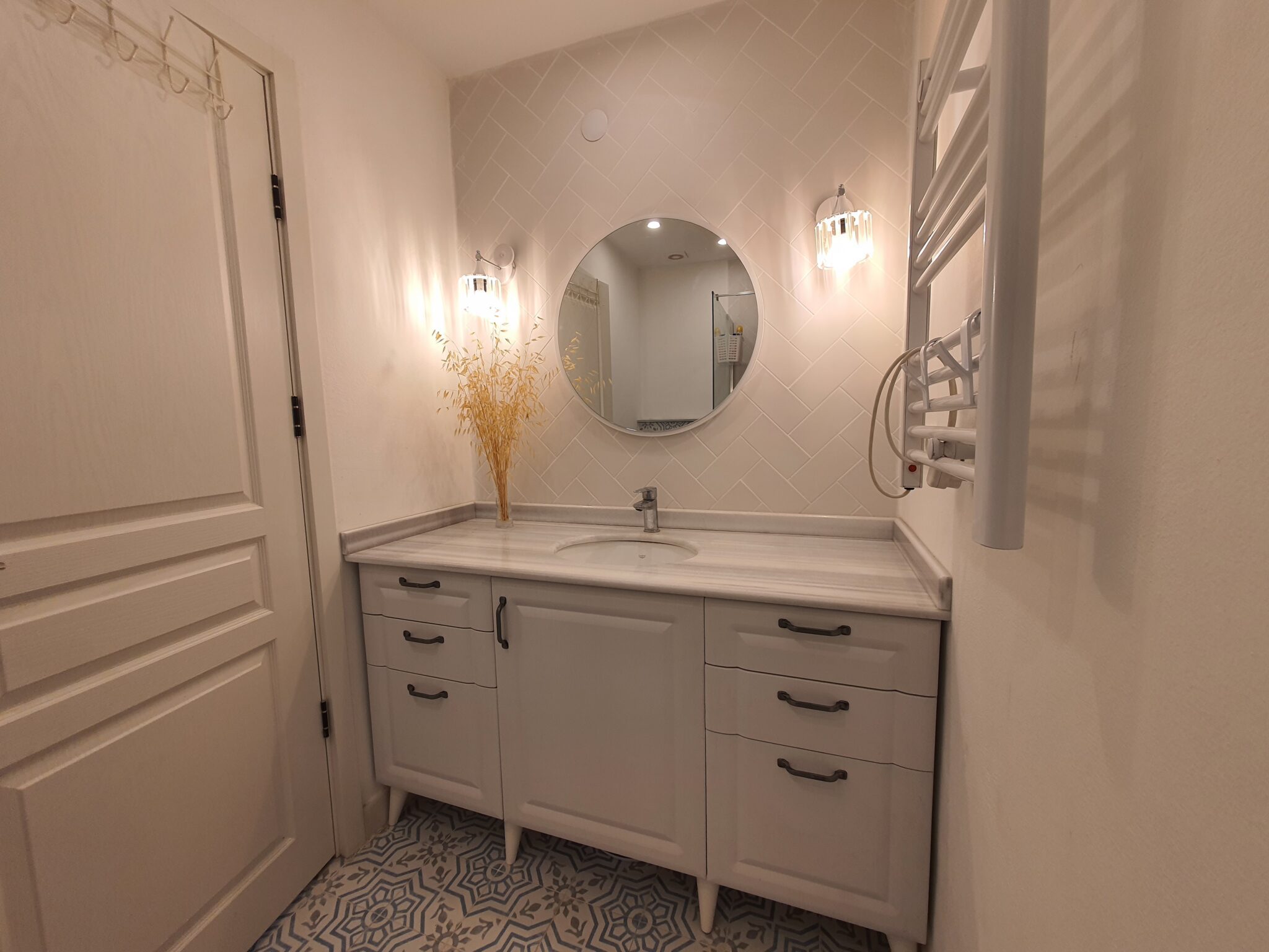 Mersin Erdemli Merkez Mahallesi Close to the Sea 3+1 Apartment for Sale