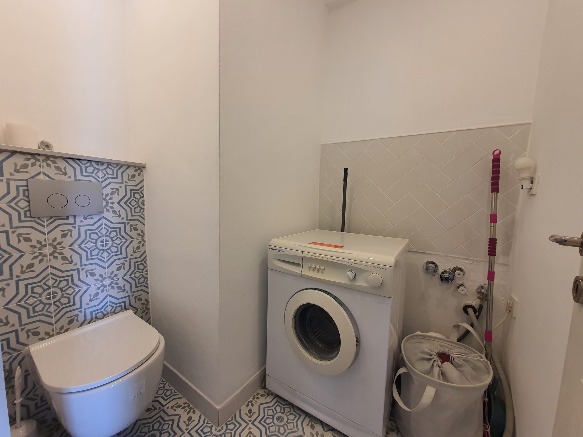 Mersin Erdemli Merkez Mahallesi Close to the Sea 3+1 Apartment for Sale