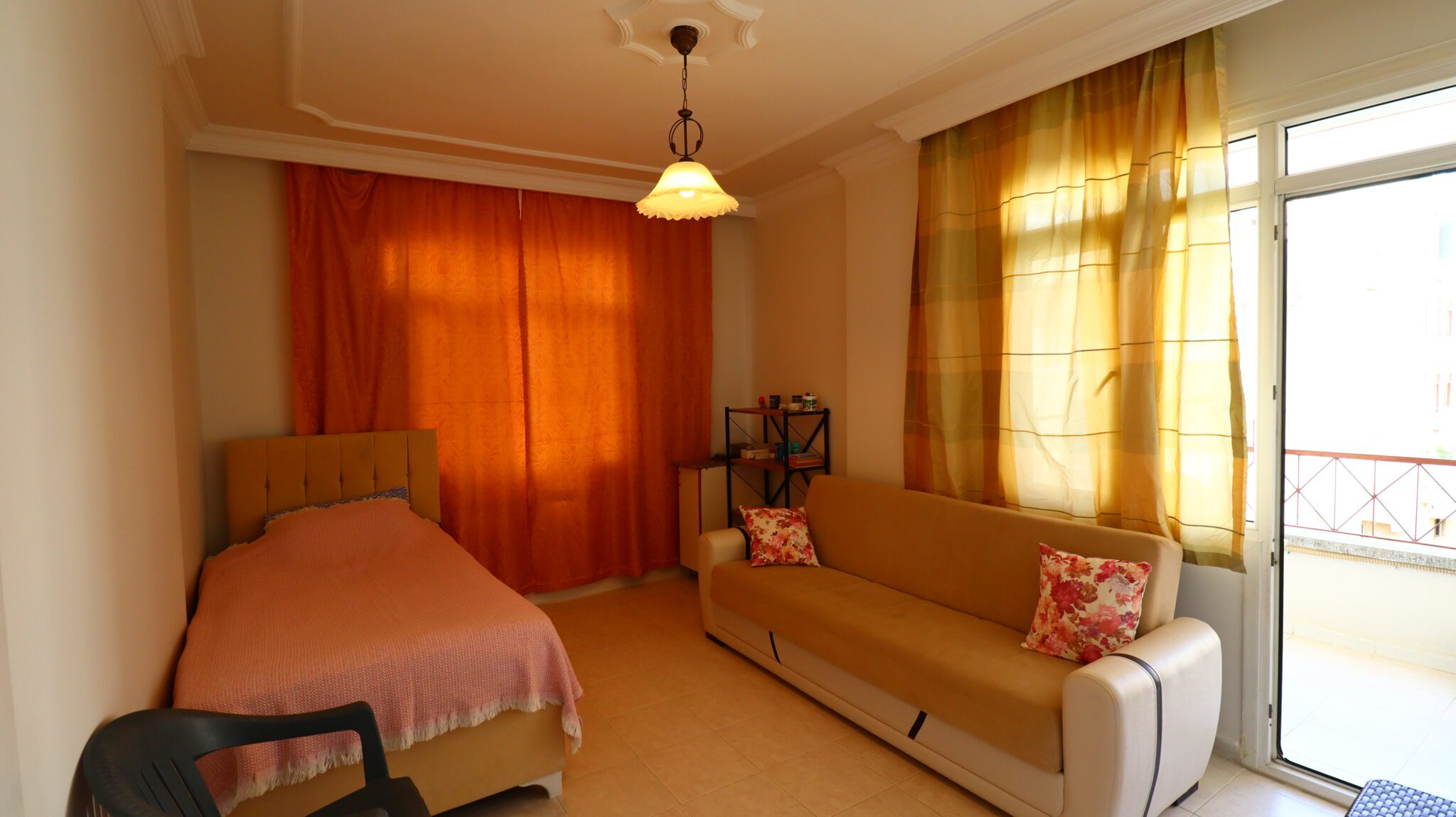 Mersin Erdemli Merkez Mahallesi Close to the Sea 3+1 Apartment for Sale