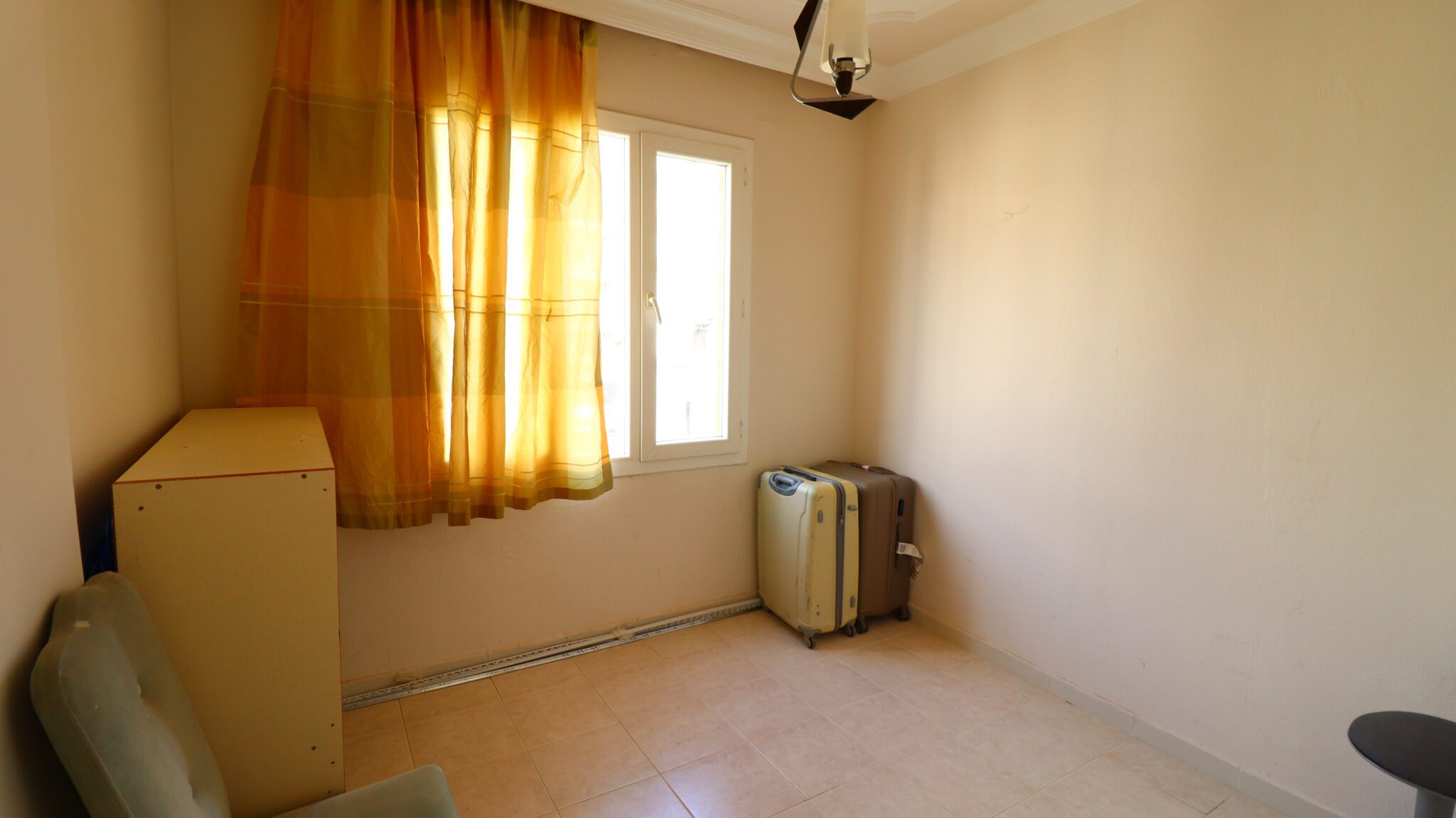 Mersin Erdemli Merkez Mahallesi Close to the Sea 3+1 Apartment for Sale