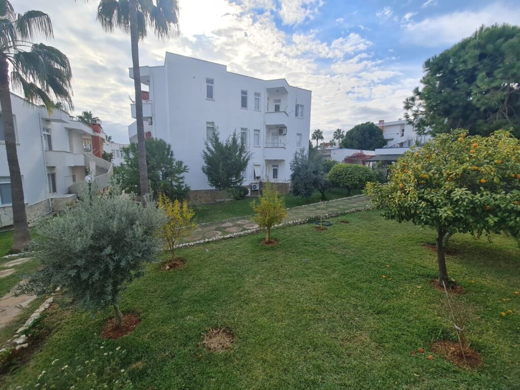 Kumkuyu Altınportakal Satılık Bahçe Katı 3+1 Daire