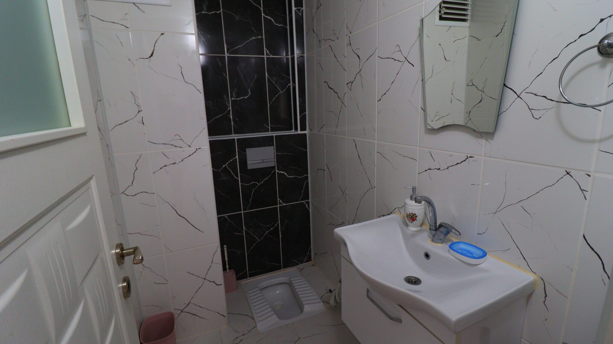 Mersin Erdemli Tömük Dimer Sitesi Denize Sıfır Satılık 3+1 Bakımlı Daire