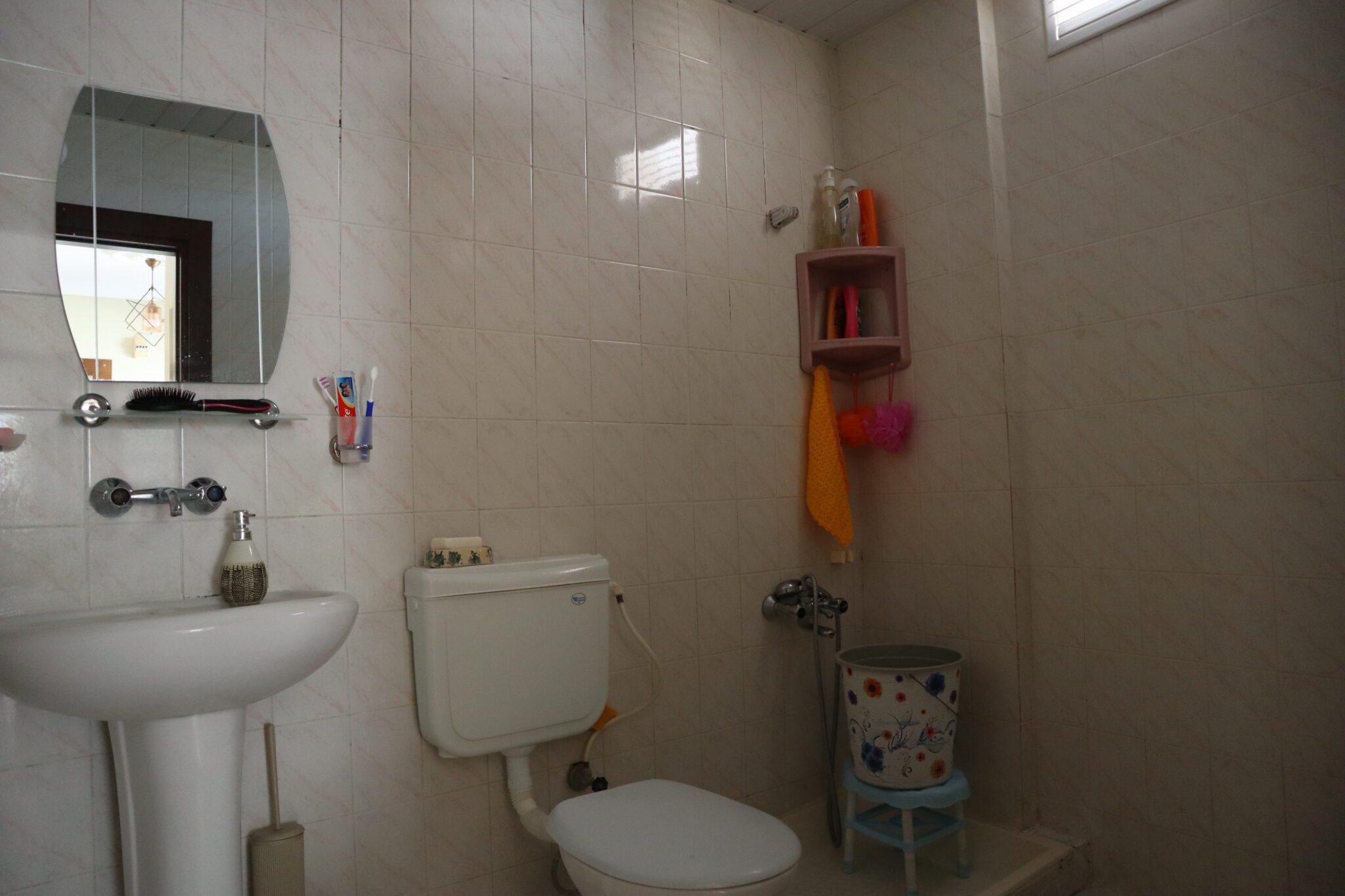 Mersin Erdemli Tömük Elmas Tatil Sitesi 2+1  Eşyalı Köşe Daire