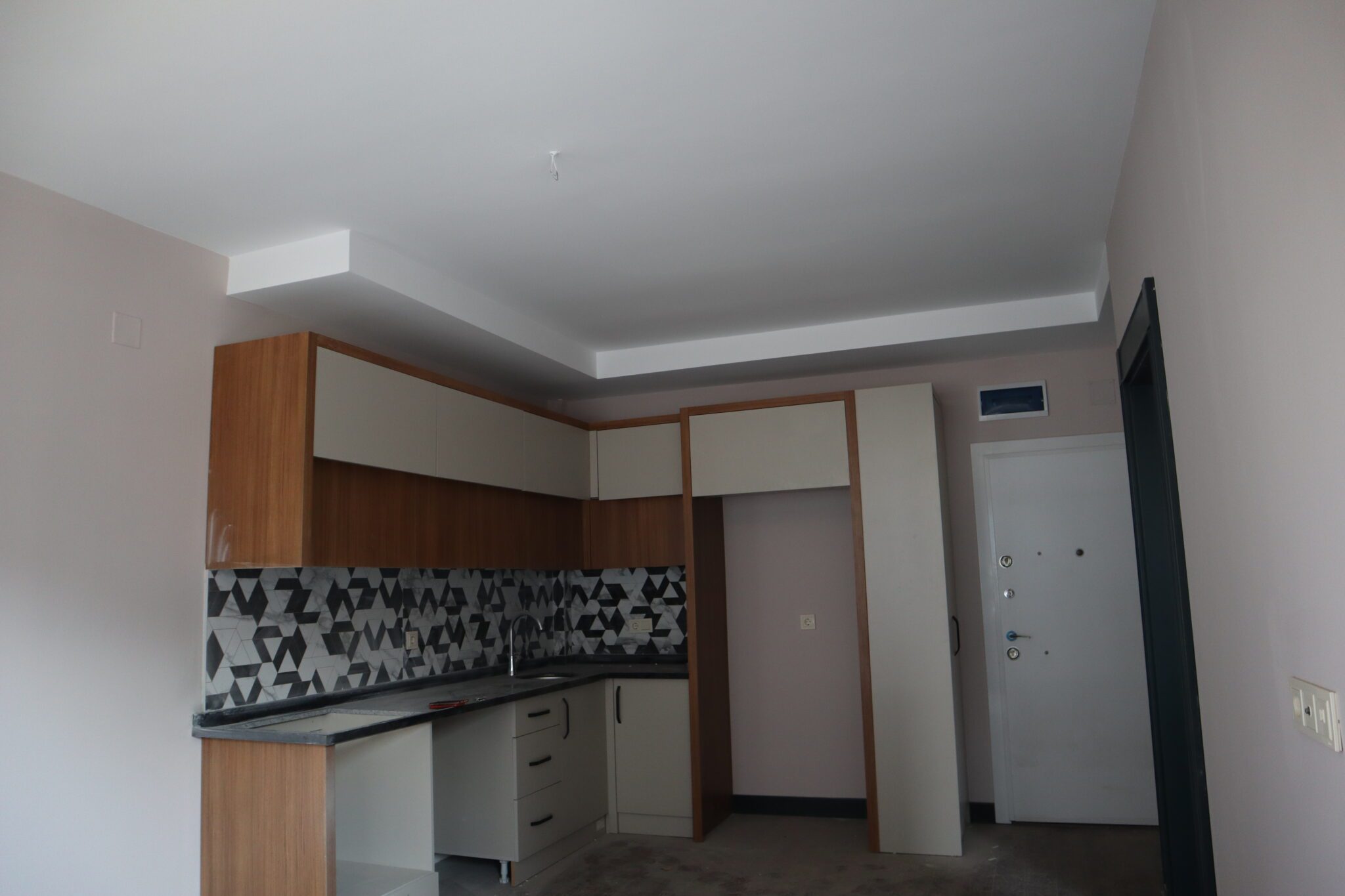 Mersin Erdemli Kocahasanlı 1+1 Apartment For Sale