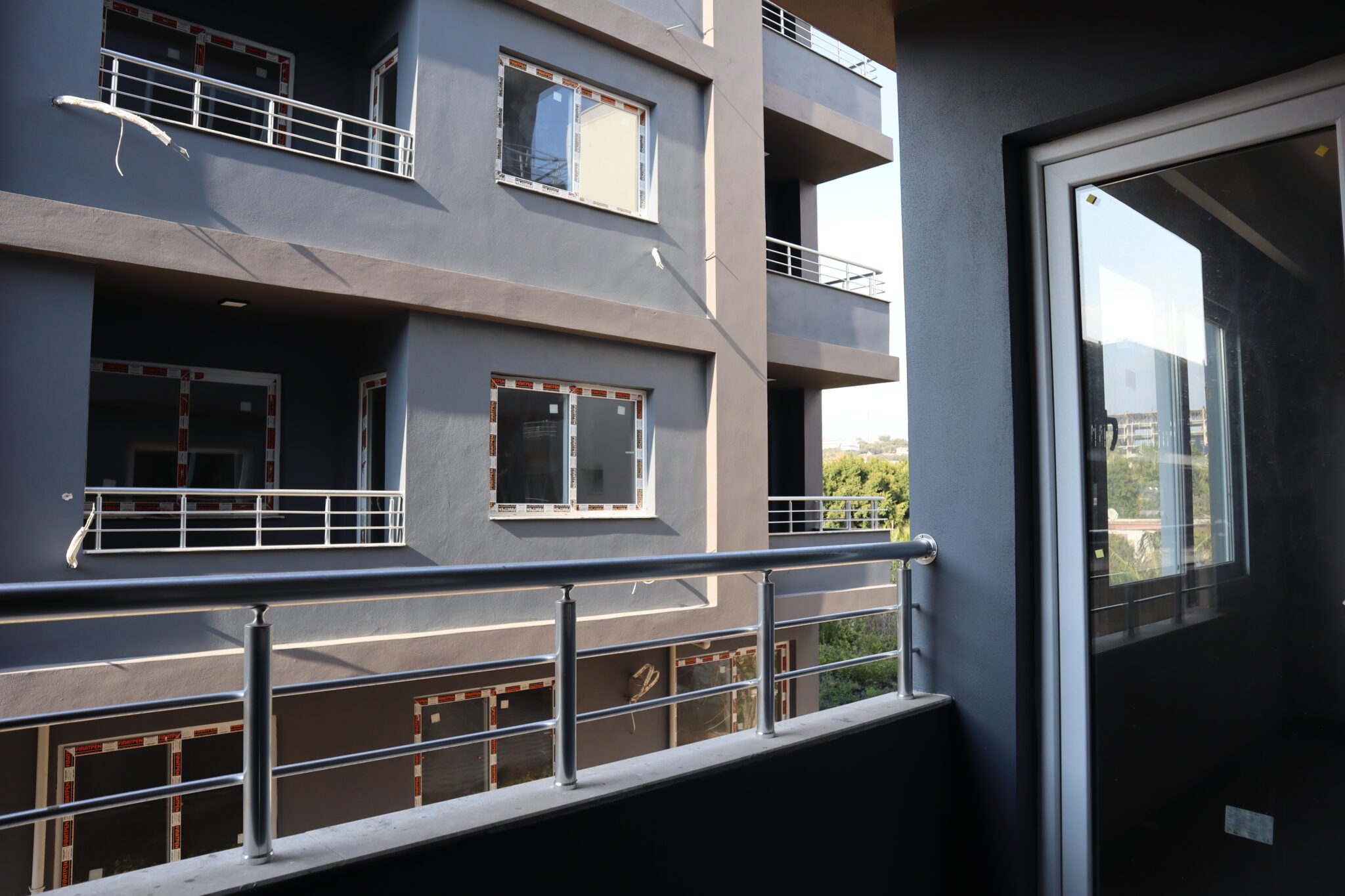 Mersin Erdemli Kocahasanlı 1+1 Apartment For Sale