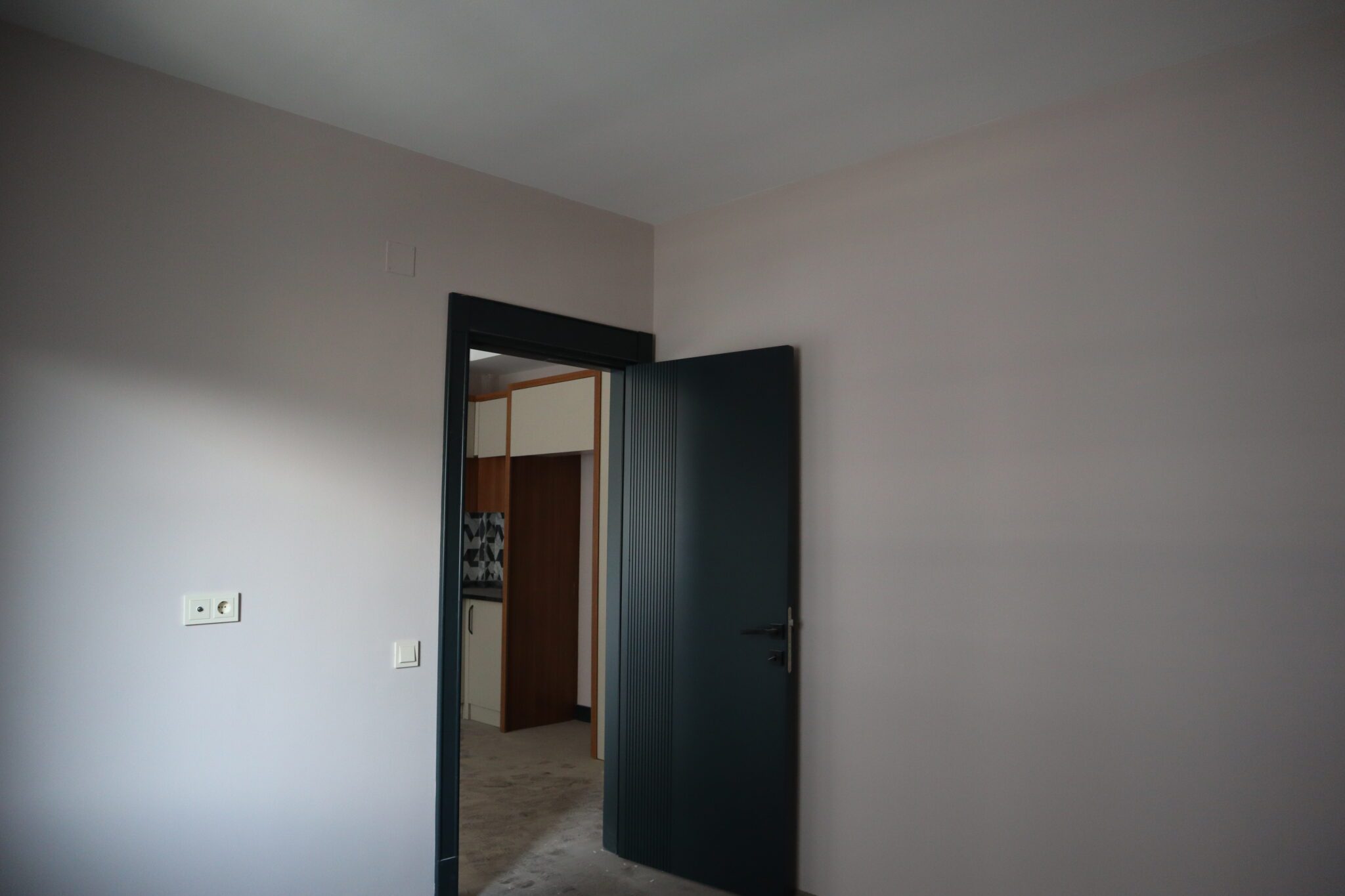 Mersin Erdemli Kocahasanlı 1+1 Apartment For Sale