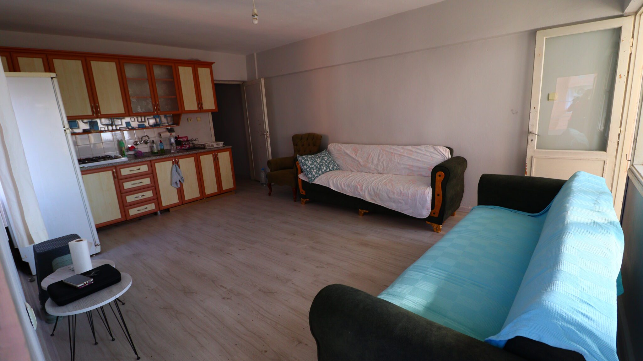 Mersin Erdemli Sahilde Satılık 1+1 Kelepir Fiyata Bakımlı Daire