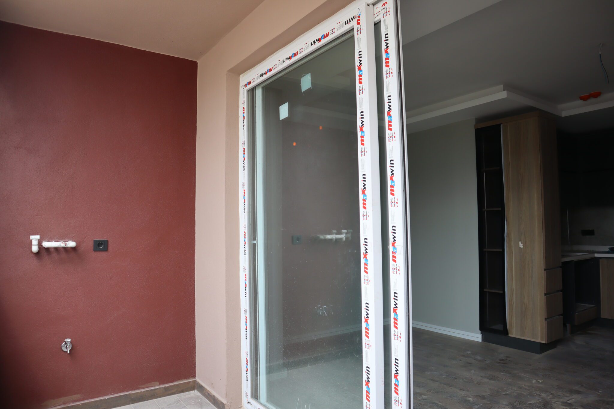 Erschwingliche 1+1-Wohnung zum Verkauf in Mersin Erdemli Arpaçbahşiş