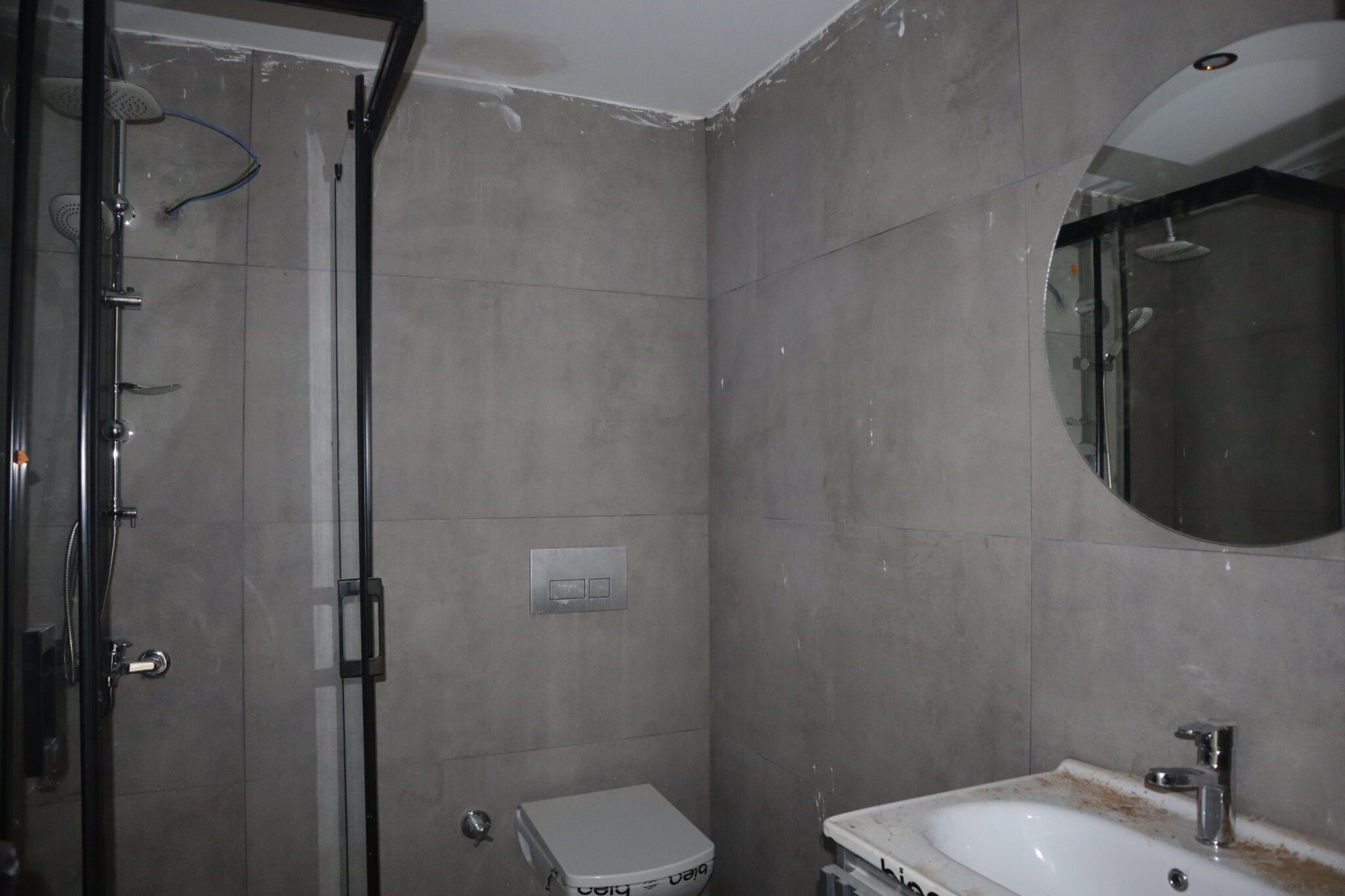 Erschwingliche 1+1-Wohnung zum Verkauf in Mersin Erdemli Arpaçbahşiş