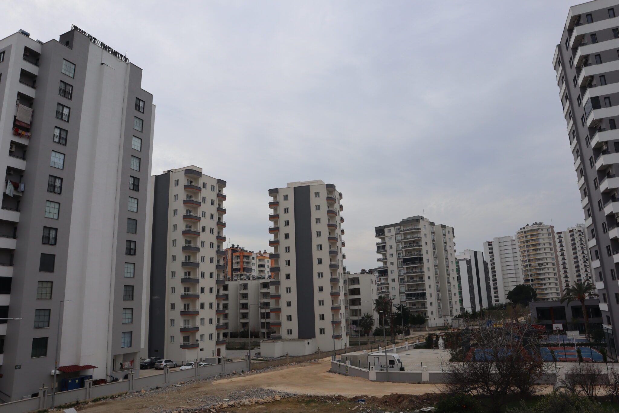 Erschwingliche 1+1-Wohnung zum Verkauf in Mersin Erdemli Arpaçbahşiş