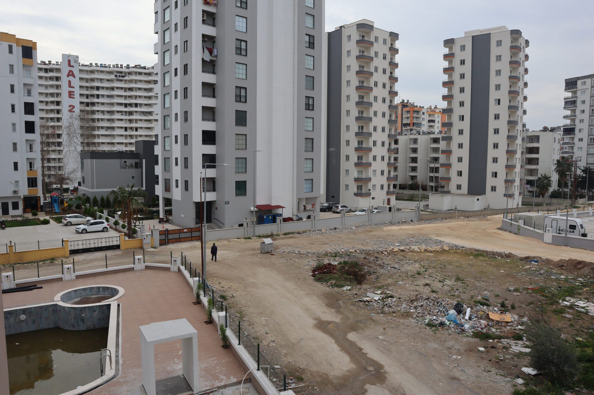 Erschwingliche 1+1-Wohnung zum Verkauf in Mersin Erdemli Arpaçbahşiş