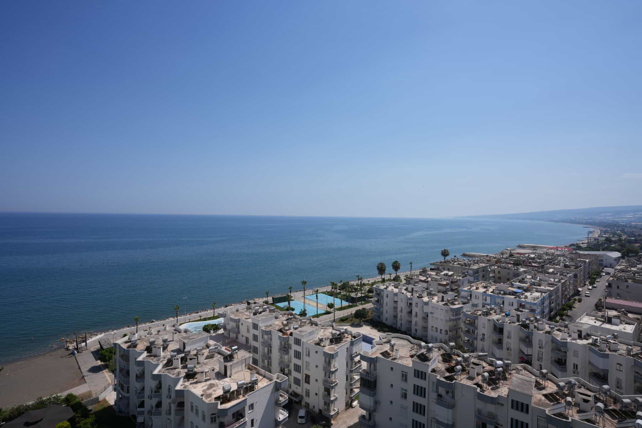 Mersin Erdemli Alatapark Denize Sıfır Satılık 4+1 Daire