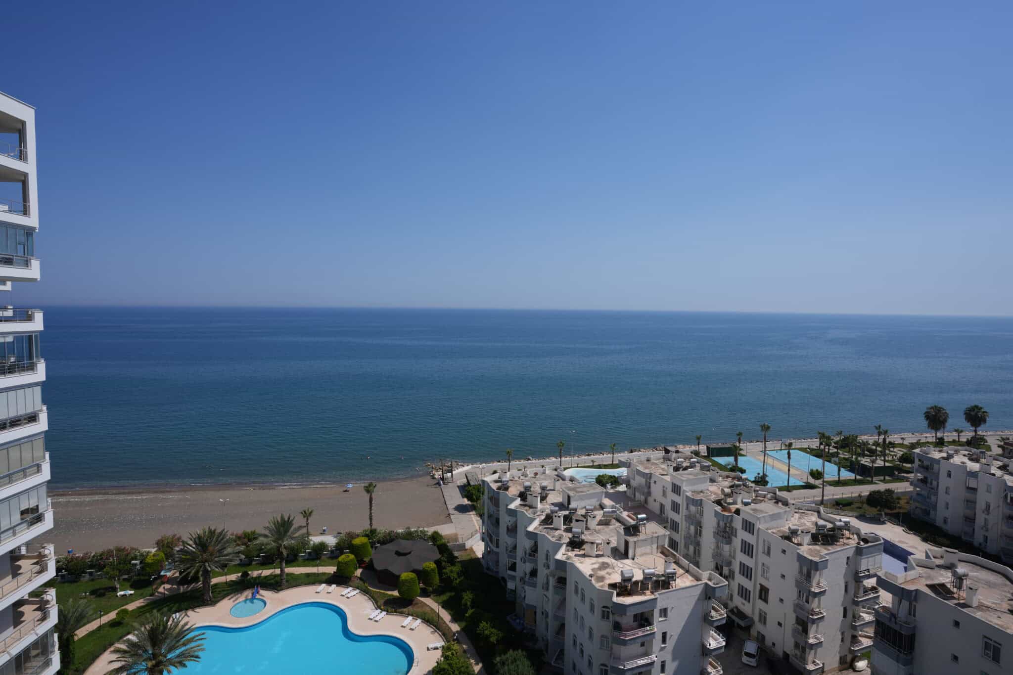 Mersin Erdemli Alatapark Denize Sıfır Satılık 4+1 Daire