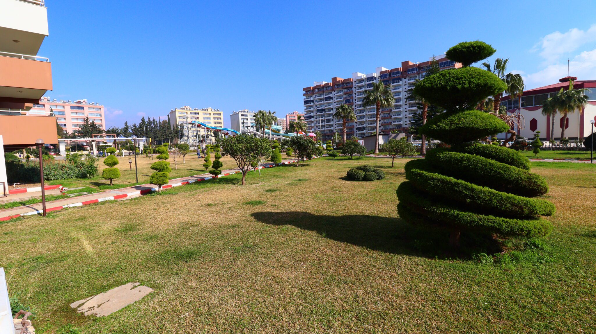 Mersin Erdemli Kargıpınarı Liparis SunLife Sitesi Denize Sıfır Satılık 3+1 Daire