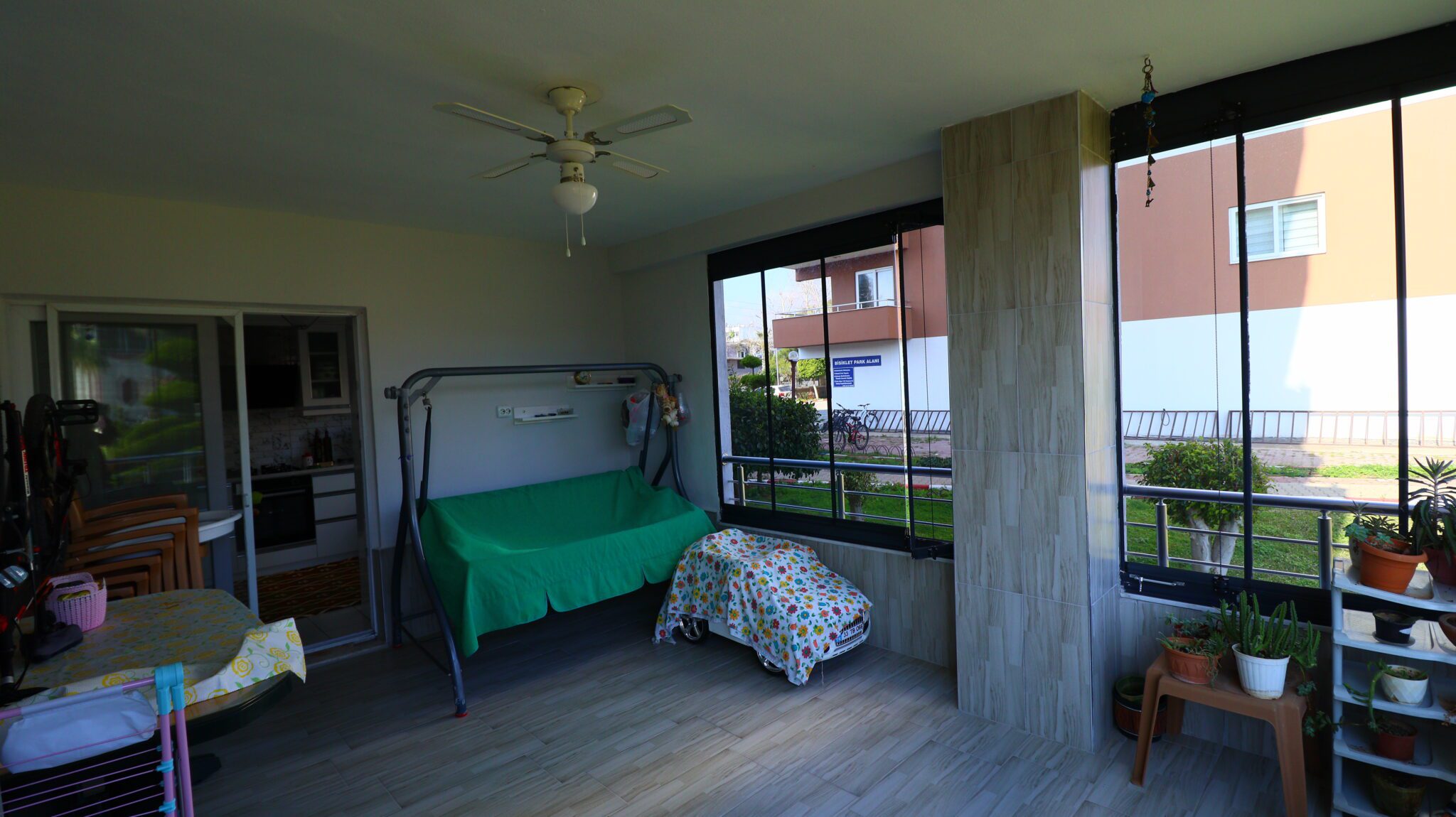 Mersin Erdemli Kargıpınarı Liparis SunLife Sitesi Denize Sıfır Satılık 3+1 Daire