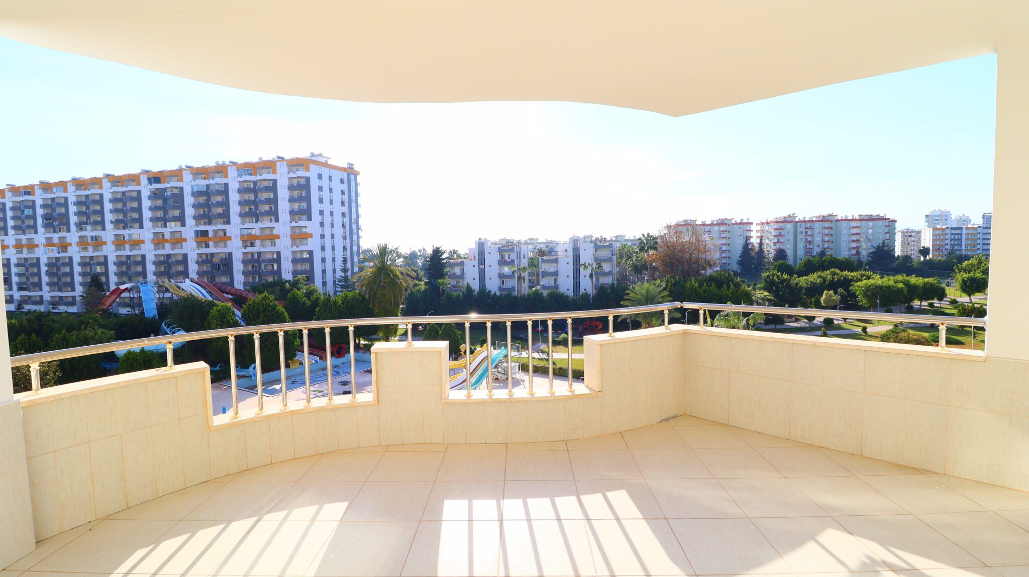 Mersin Erdemli Kargıpınarı Queenaba Site Möblierte Wohnung zu verkaufen 3+1 Gelegenheit