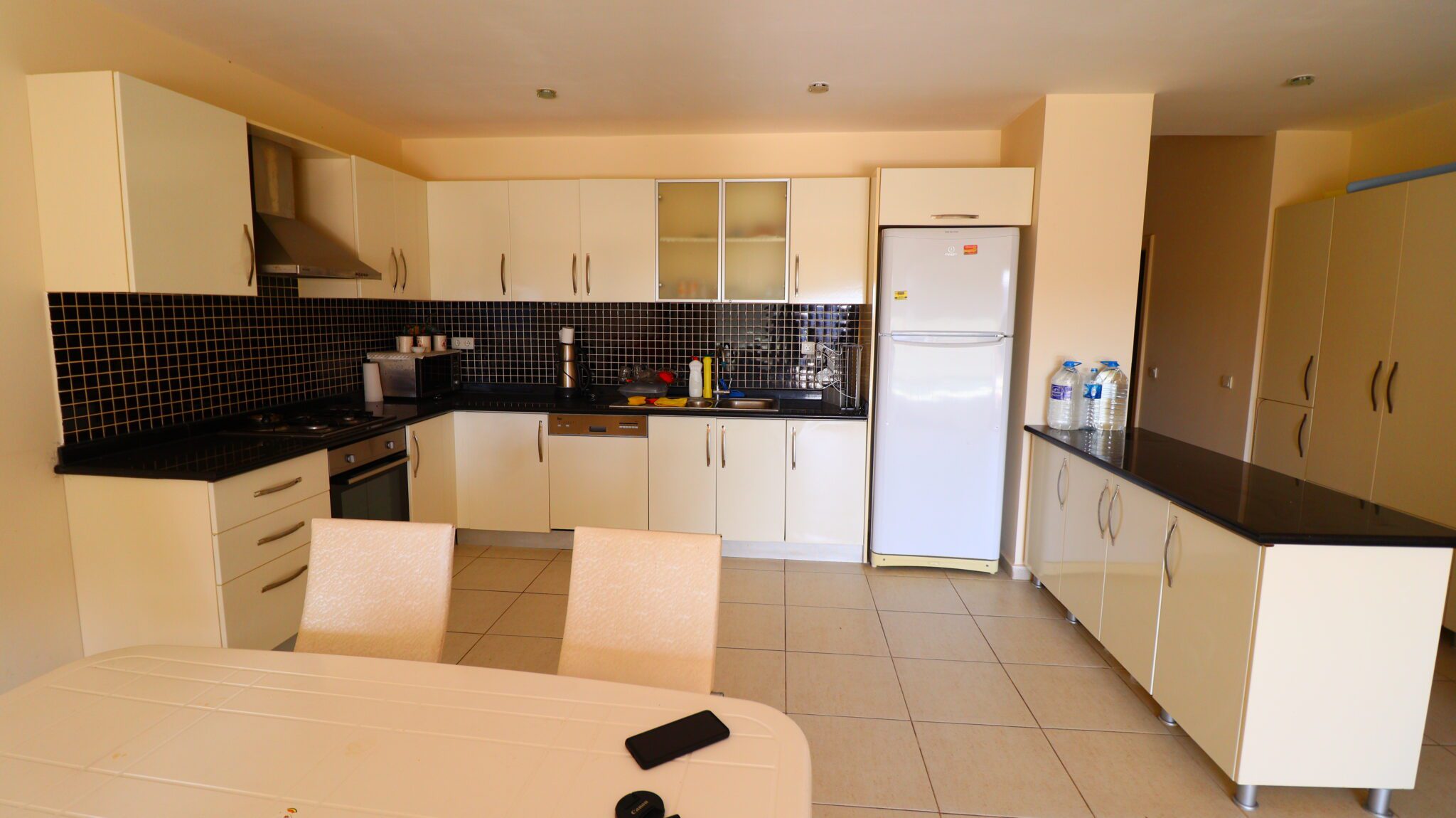 Mersin Erdemli Kargıpınarı Queenaba Site Möblierte Wohnung zu verkaufen 3+1 Gelegenheit