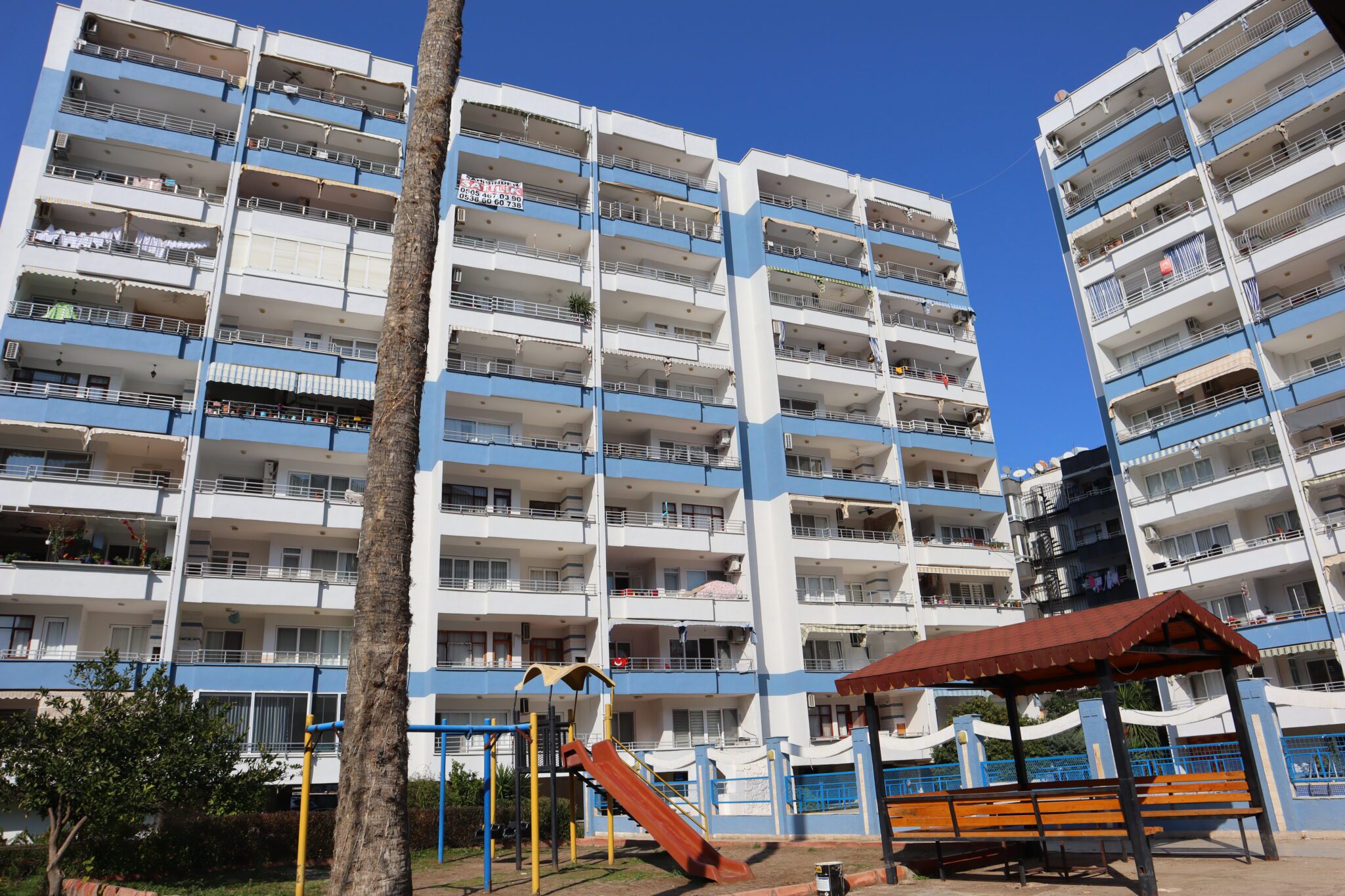 Mersin Erdemli Tömük Akın Sitesi 2+1 Wohnung zu verkaufen