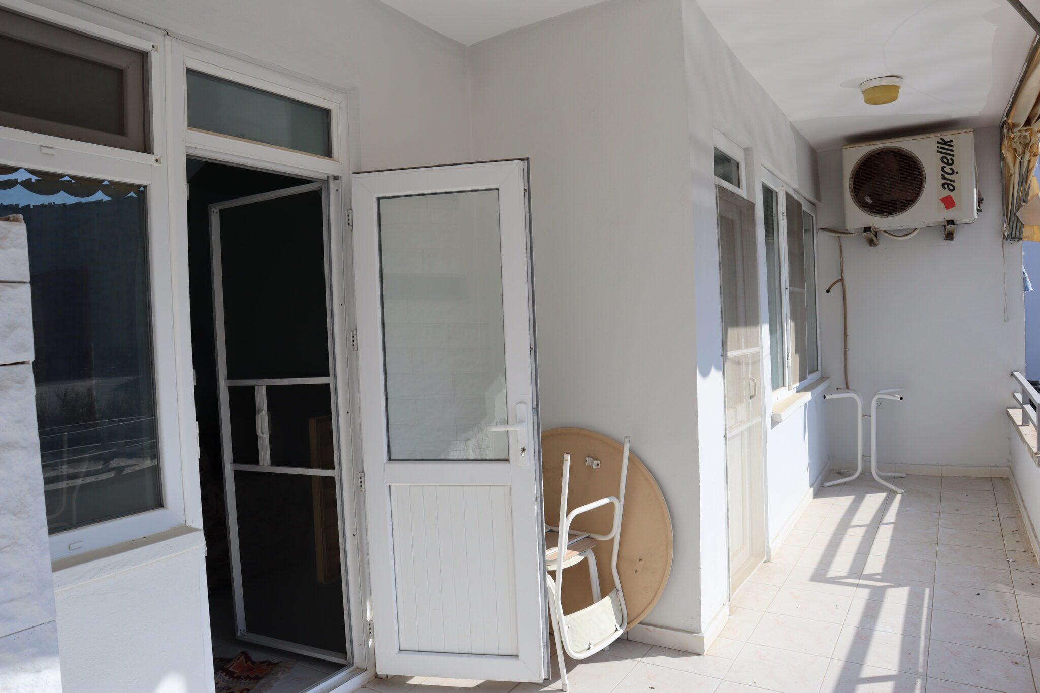 Mersin Erdemli Tömük Akın Sitesi 2+1 Wohnung zu verkaufen