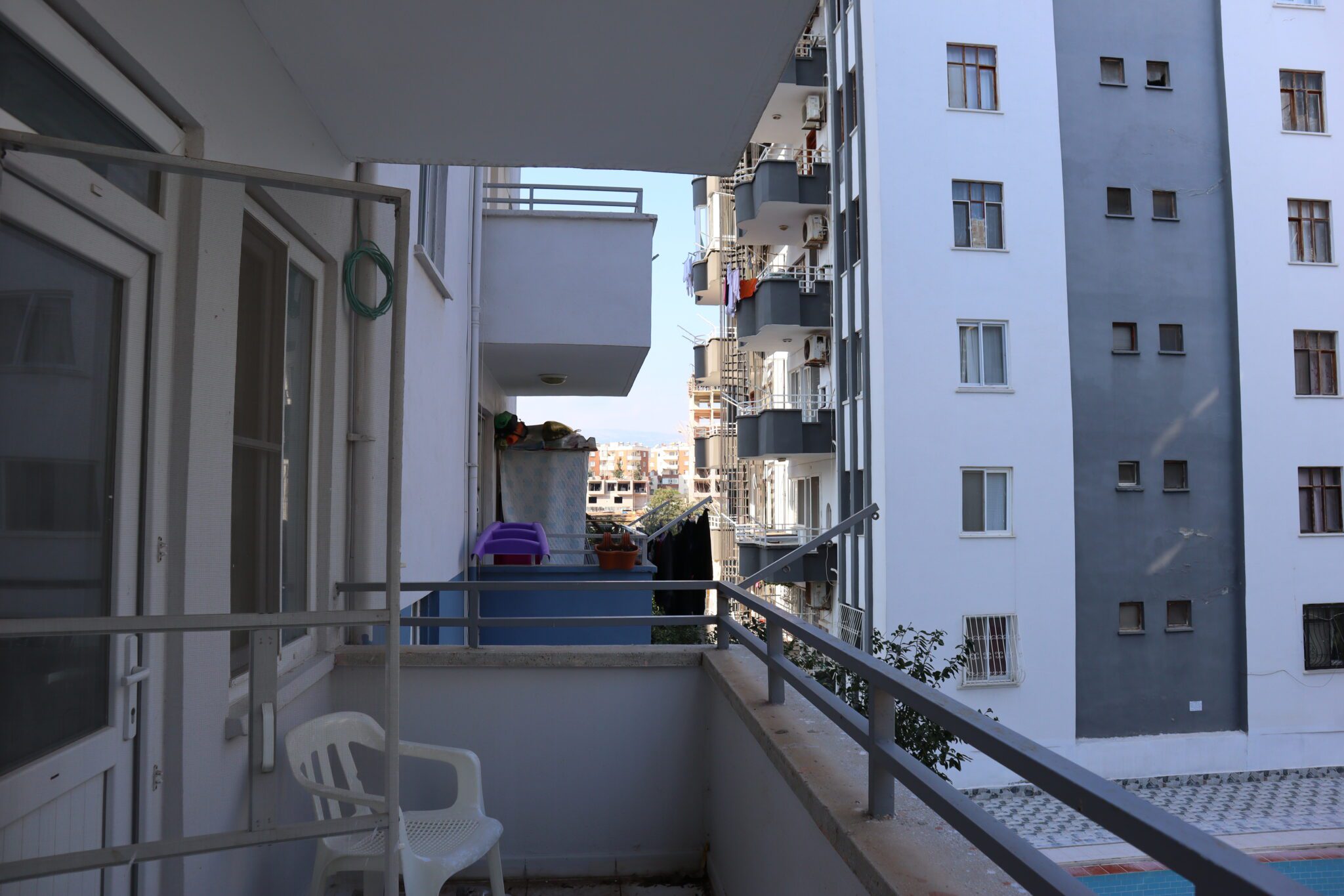 Mersin Erdemli Tömük Akın Sitesi 2+1 Wohnung zu verkaufen