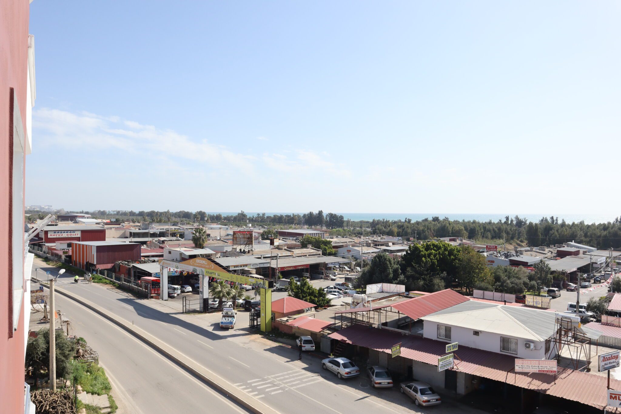 Mersin Erdemli Alata Yeni Adliye Civarı Satılık 1+1 Daire