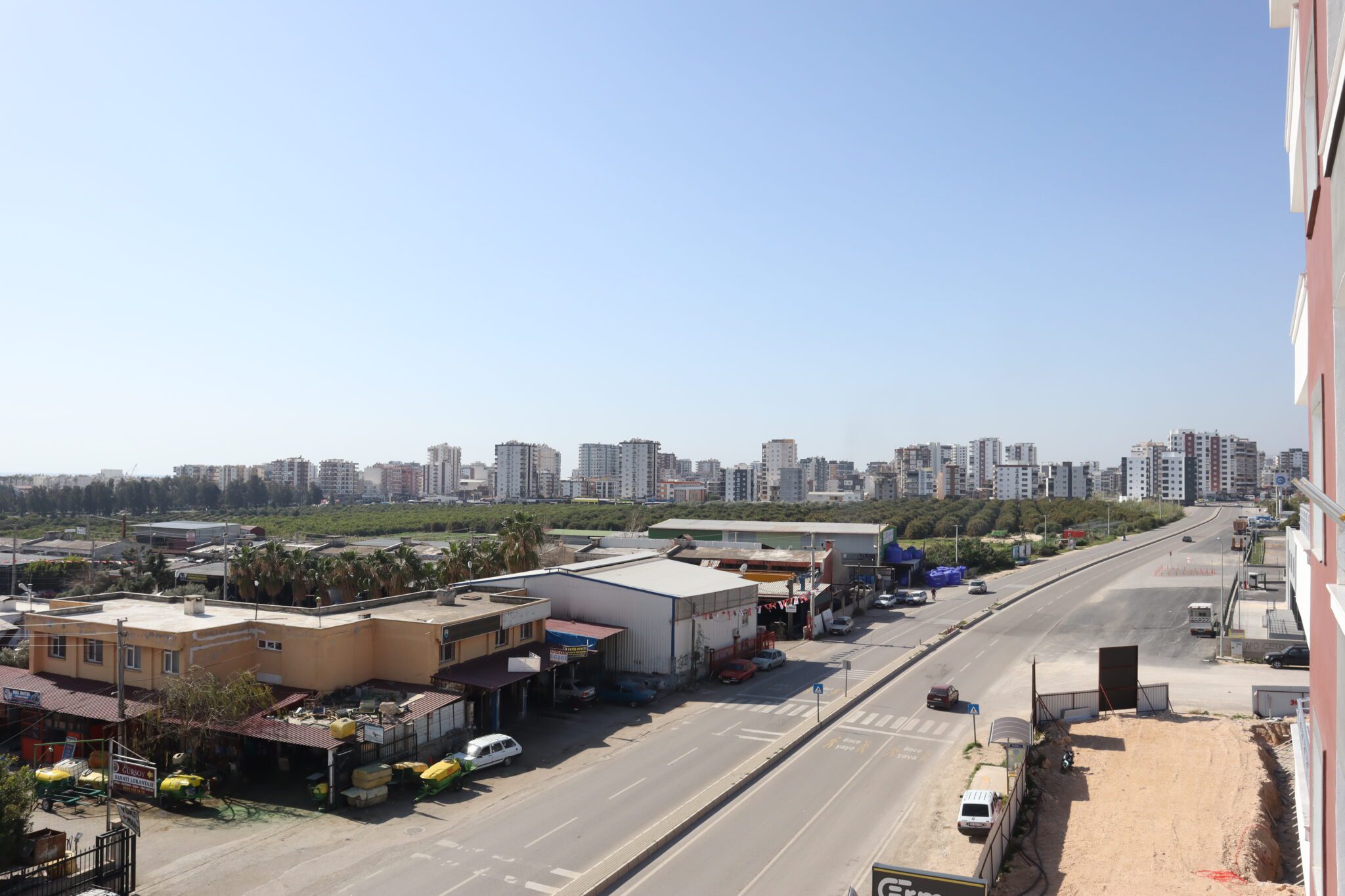 Mersin Erdemli Alata Yeni Adliye Civarı Satılık 1+1 Daire