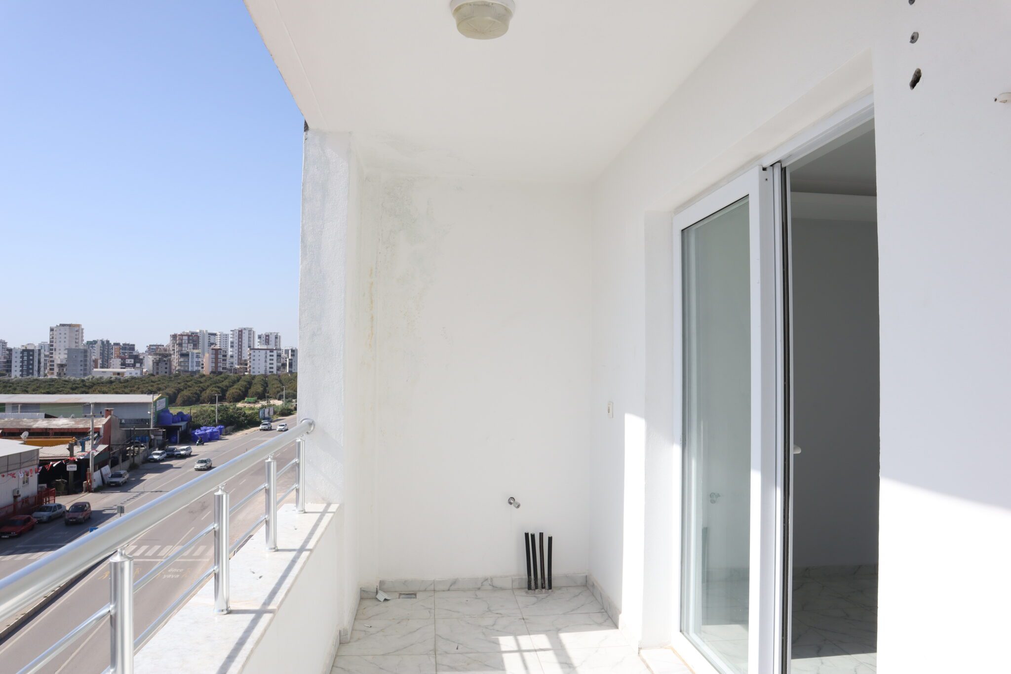 Mersin Erdemli Alata Yeni Adliye Civarı Satılık 1+1 Daire