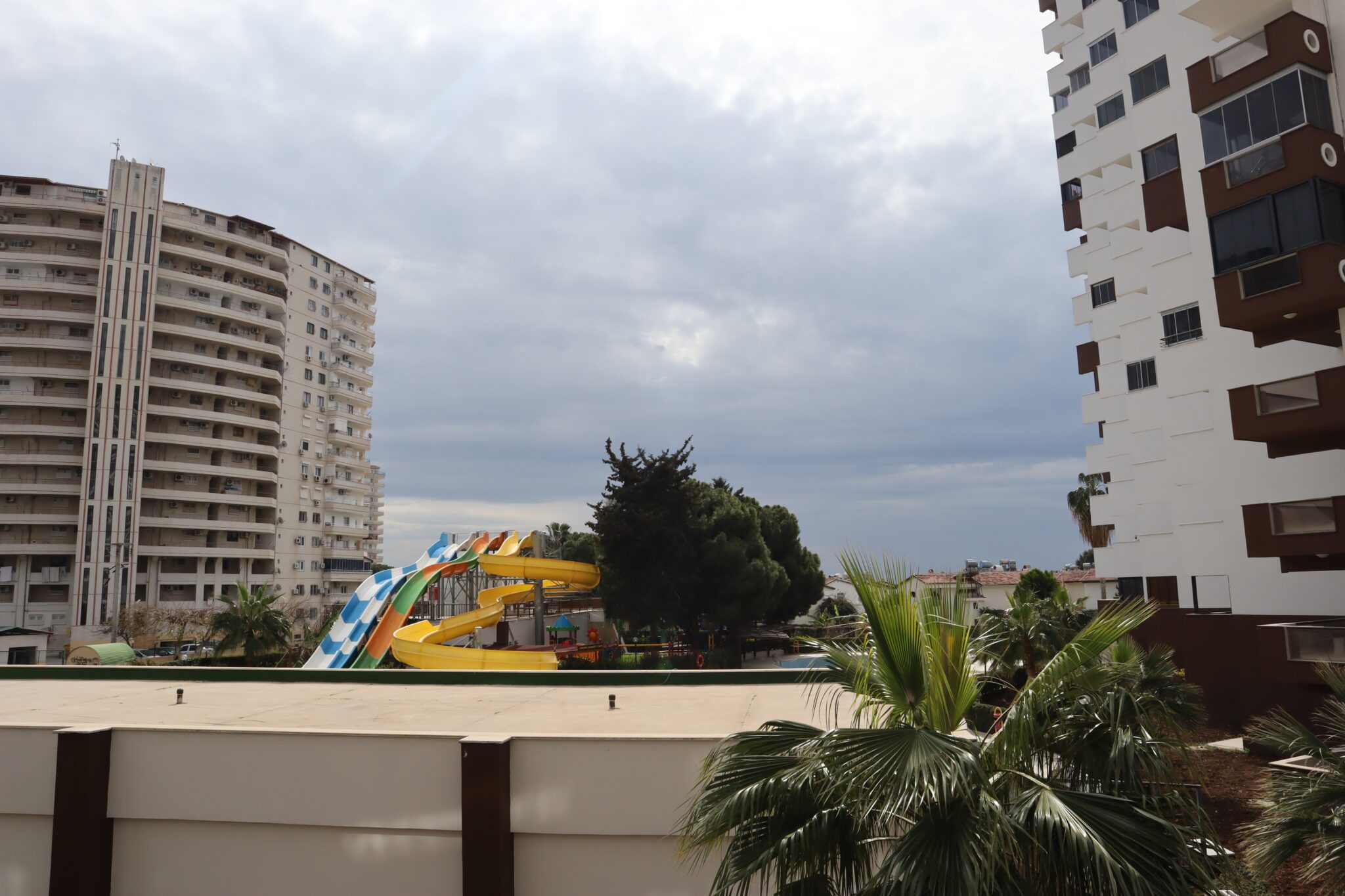 Mersin Erdemli Arpaçbahşiş Liparis Sunset 1+1 Eşyalı  Kiralık Daire