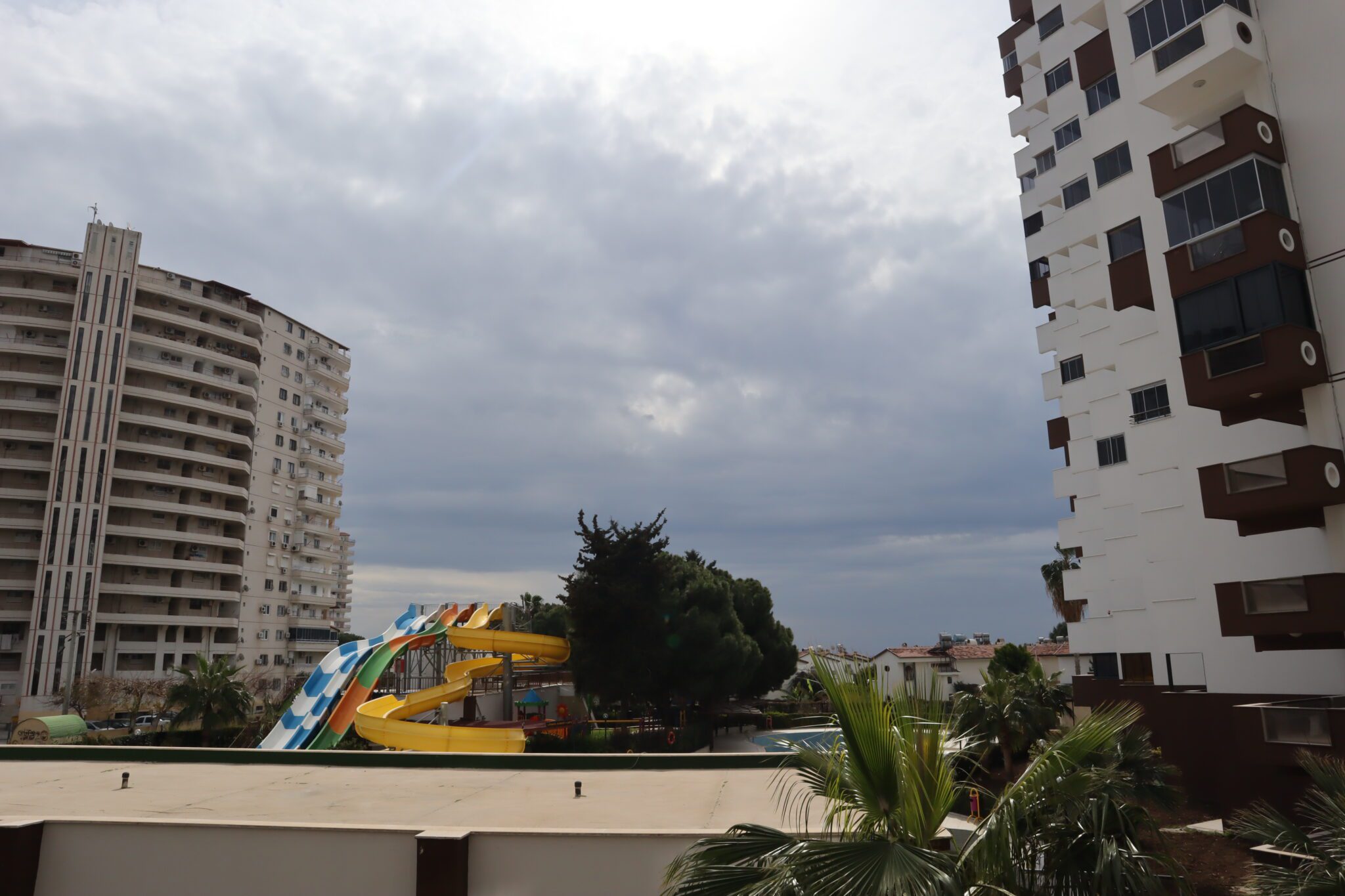 Mersin Erdemli Arpaçbahşiş Liparis Sunset 1+1 Eşyalı  Kiralık Daire