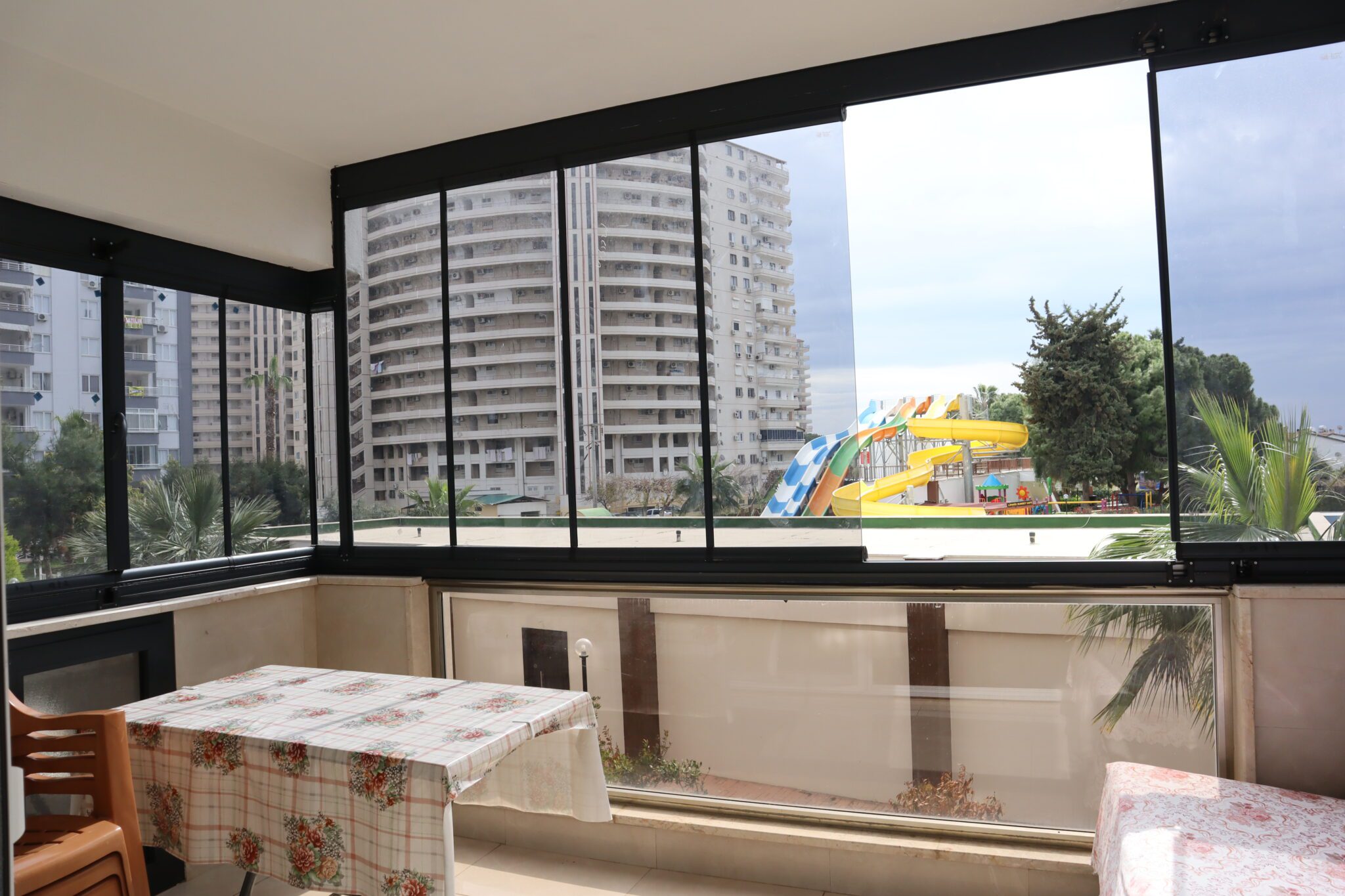 Mersin Erdemli Arpaçbahşiş Liparis Sunset 1+1 Eşyalı  Kiralık Daire
