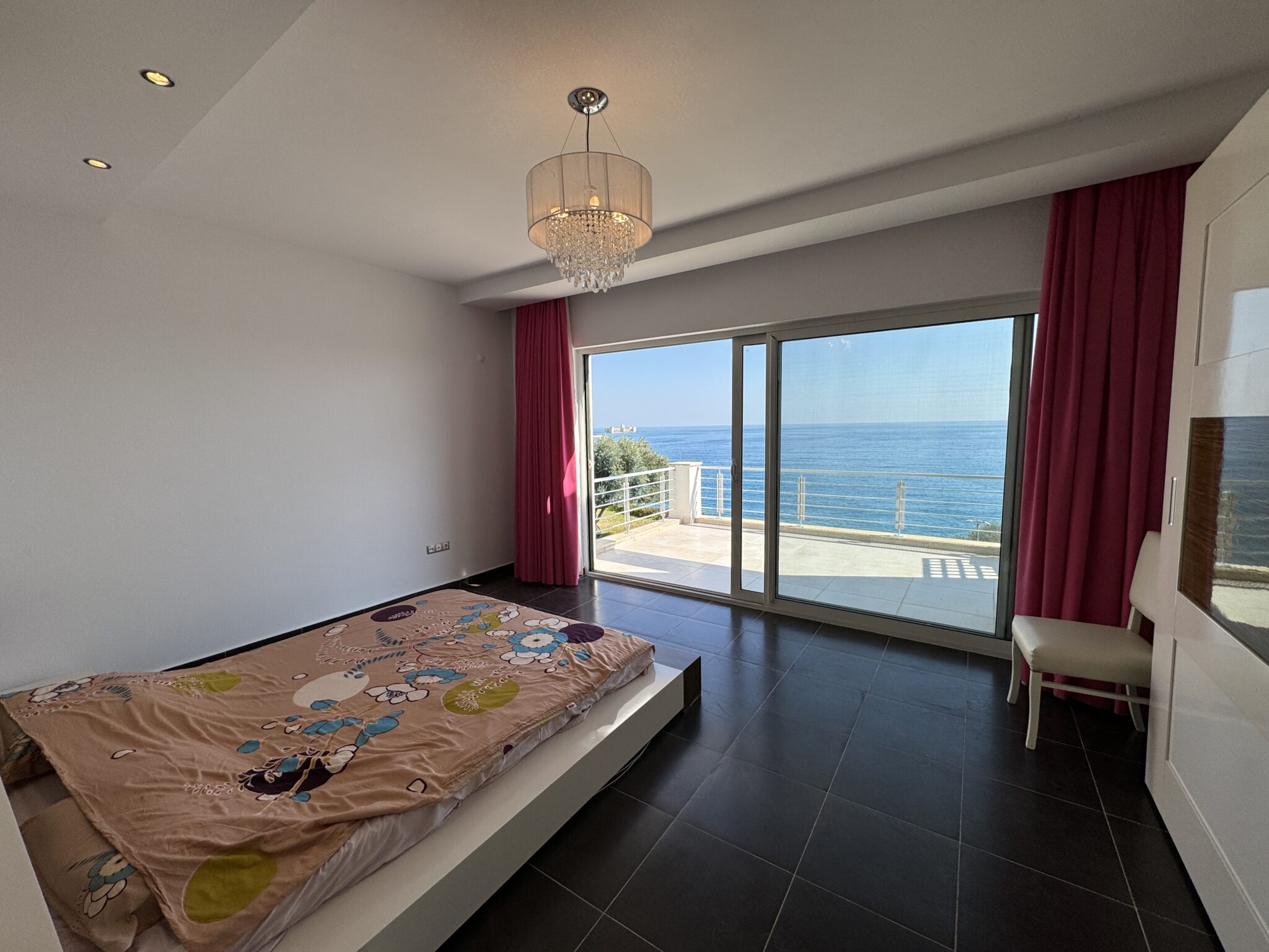 Mersin Erdemli Narlıkuyu Osiris Village Satılık 4+1 Ön Villa