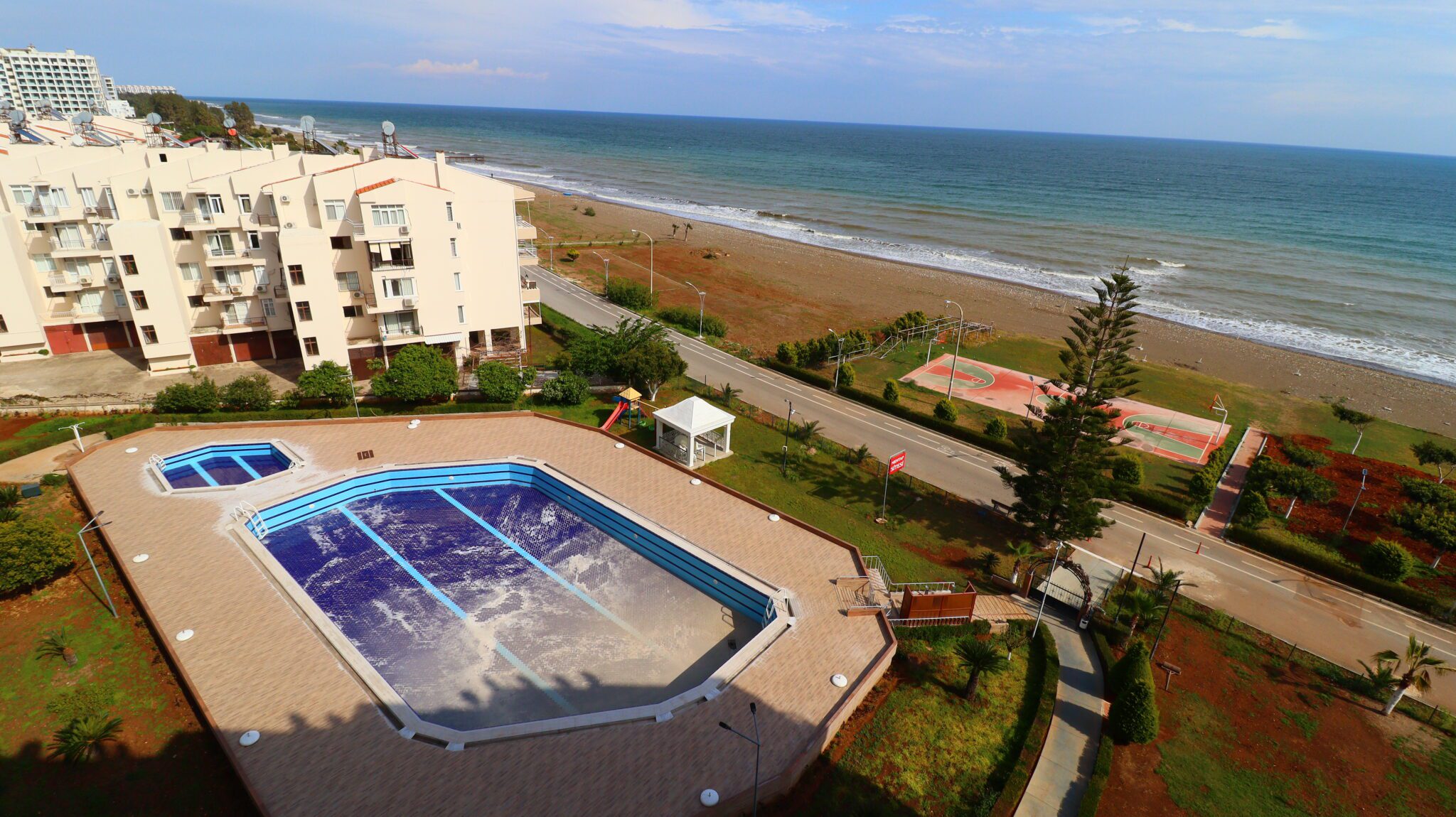 Mersin Erdemli Tömük Mehtap Tatil Sitesi Eşyalı Satılık 2+1 Dağ Deniz Cephe Daire