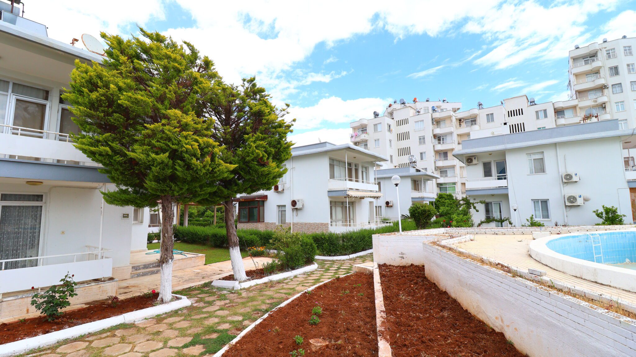 Mersin Erdemli Tömük Tatil Sitesi 2+1 Satılık Bakımlı Masrafsız Daire