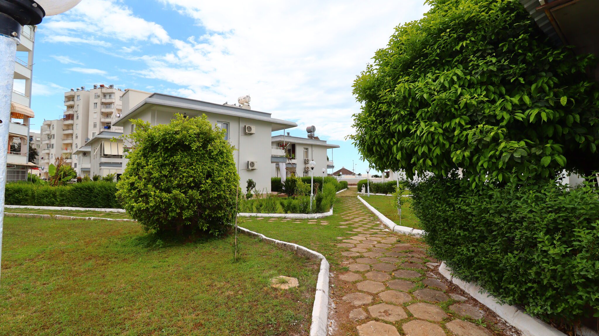 Mersin Erdemli Tömük Tatil Sitesi 2+1 Satılık Bakımlı Masrafsız Daire