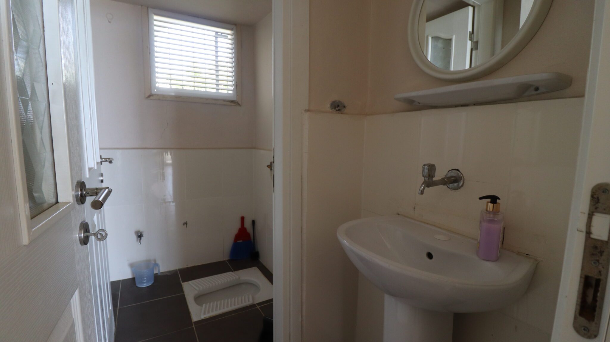 Mersin Erdemli Kargıpınarı Samanyolu Sitesi Denize Sıfır Satılık 2+1 Daire