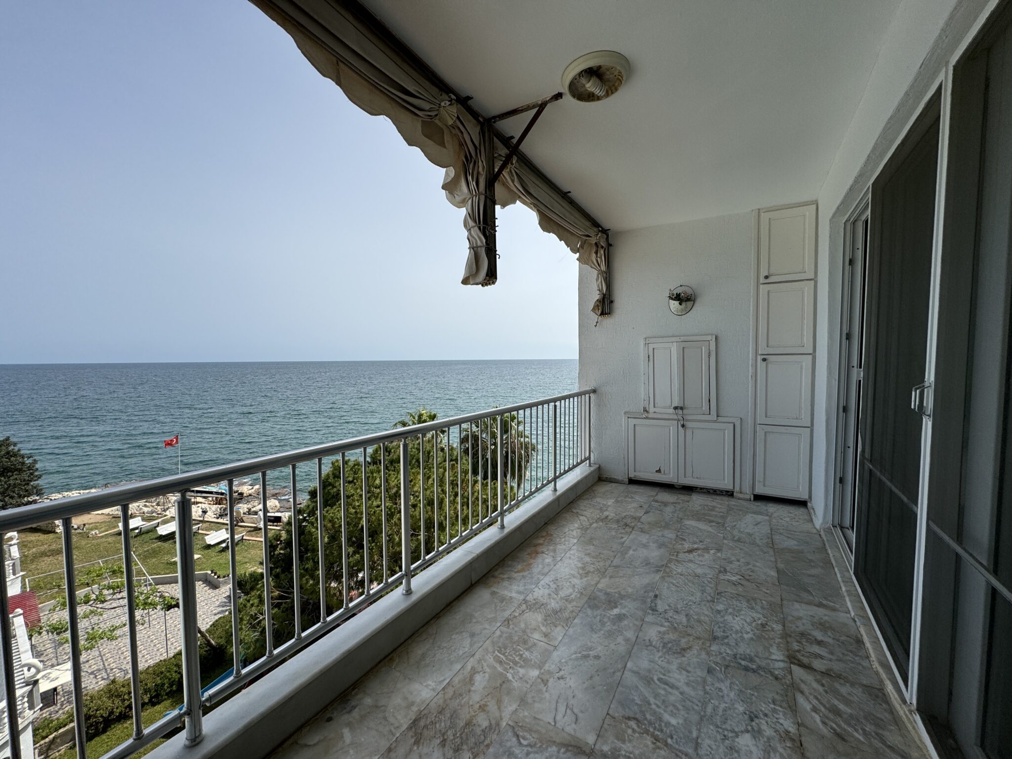 Mersin Erdemli Ayaş Denize Sıfır Sezen Sitesi Satılık 2+1 Daire