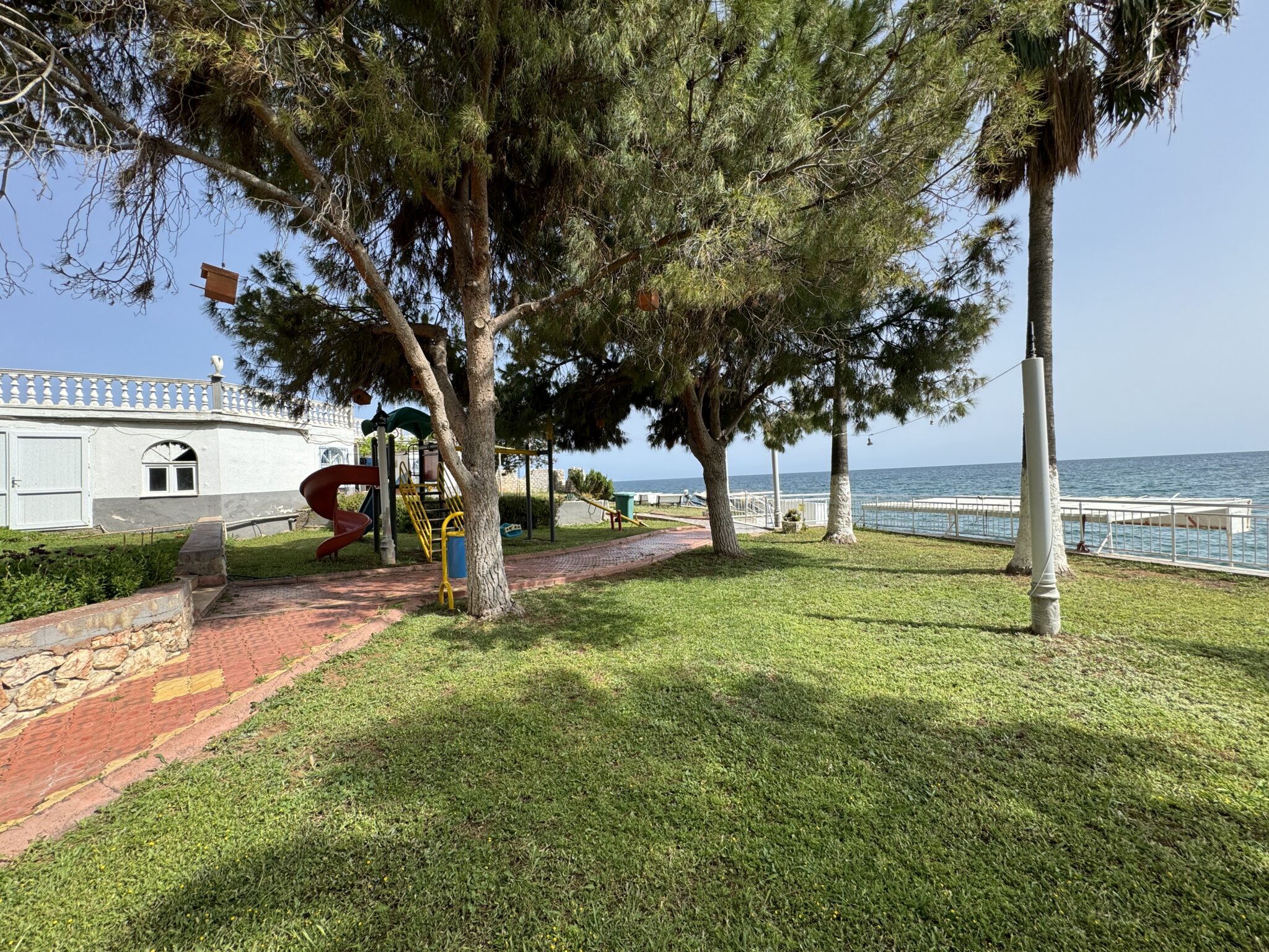 Mersin Erdemli Ayaş Denize Sıfır Sezen Sitesi Satılık 2+1 Daire