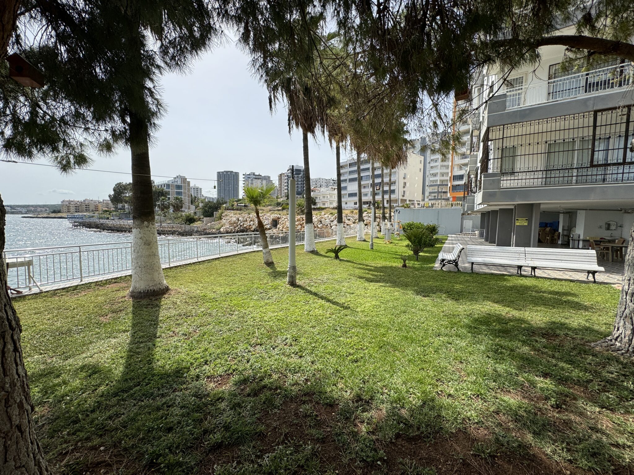 Mersin Erdemli Ayaş Denize Sıfır Sezen Sitesi Satılık 2+1 Daire