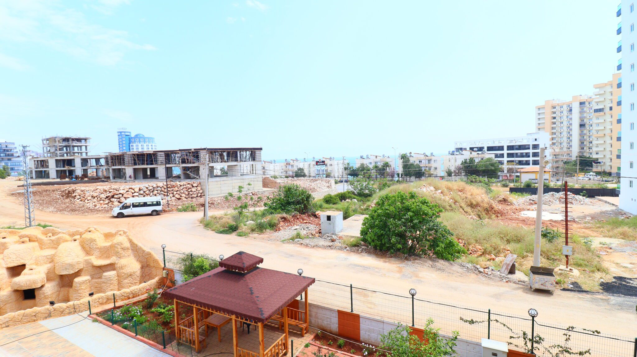 Mersin Erdemli Ayaş Mecitoğlu Sitesi Eşyalı Satılık 2+1 Masrafsız Daire