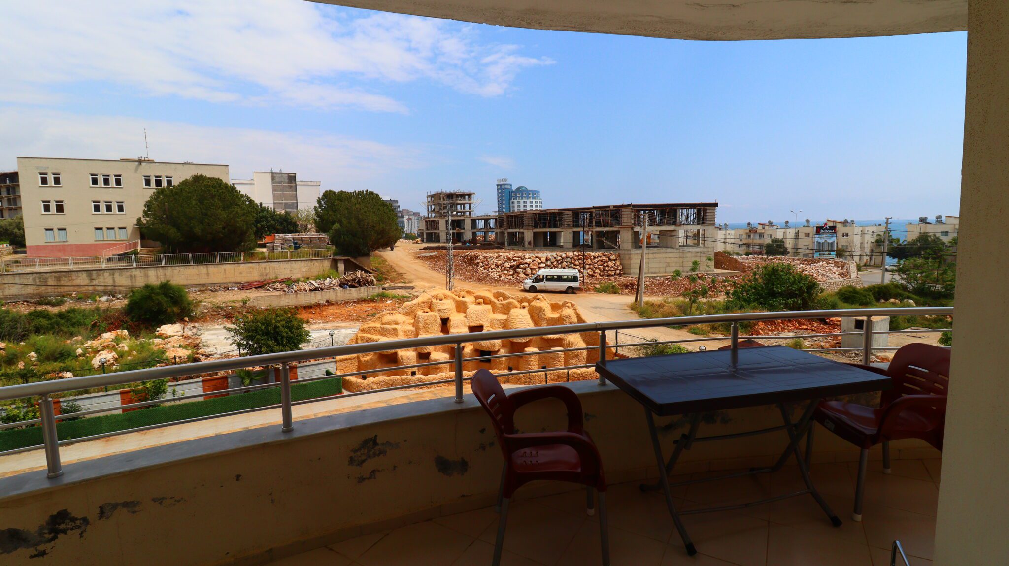 Mersin Erdemli Ayaş Mecitoğlu Sitesi Eşyalı Satılık 2+1 Masrafsız Daire