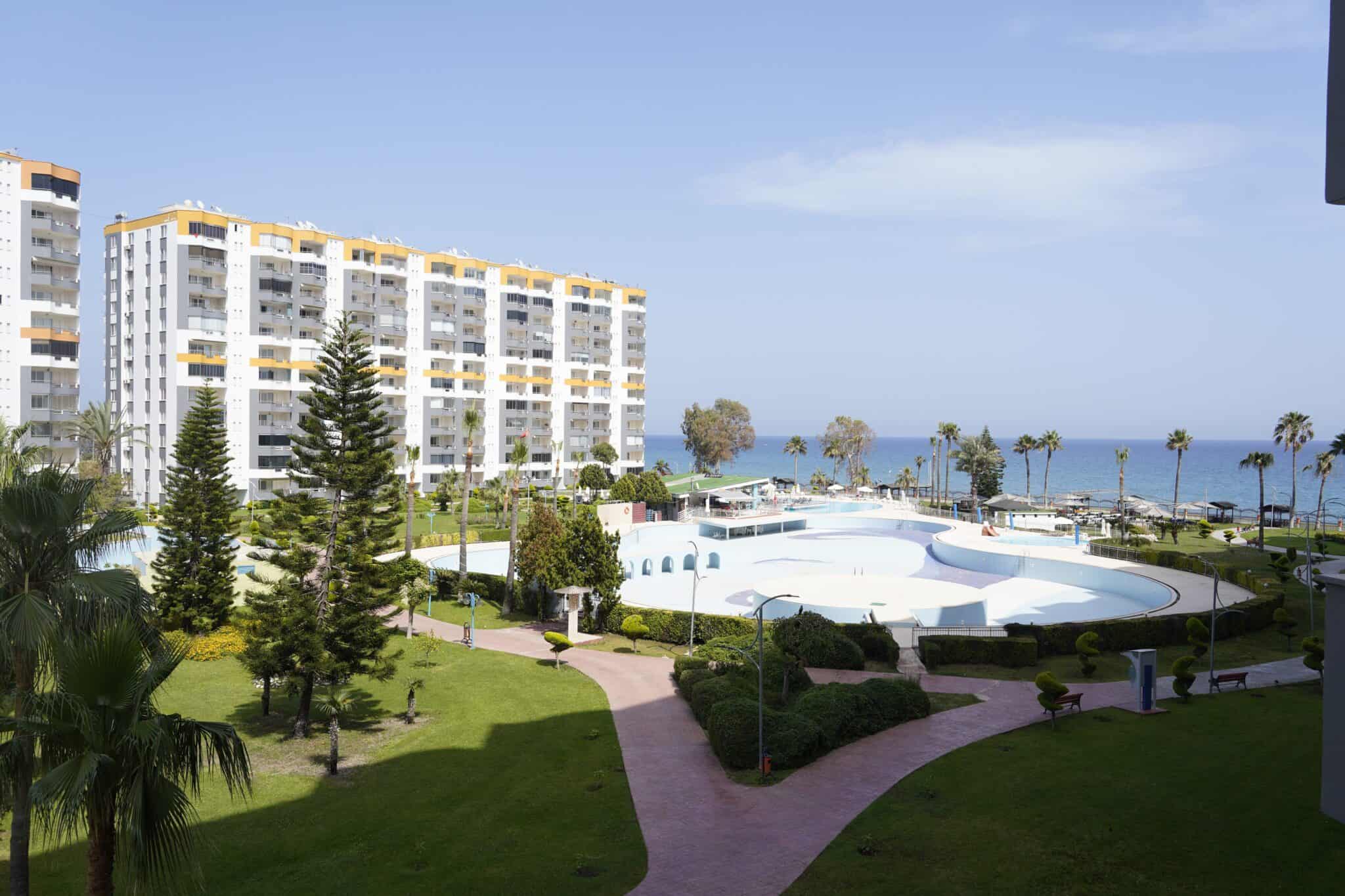 Mersin Erdemli Denize Sıfır Queenaba Sitesi Satılık Köşe Daire E Blok
