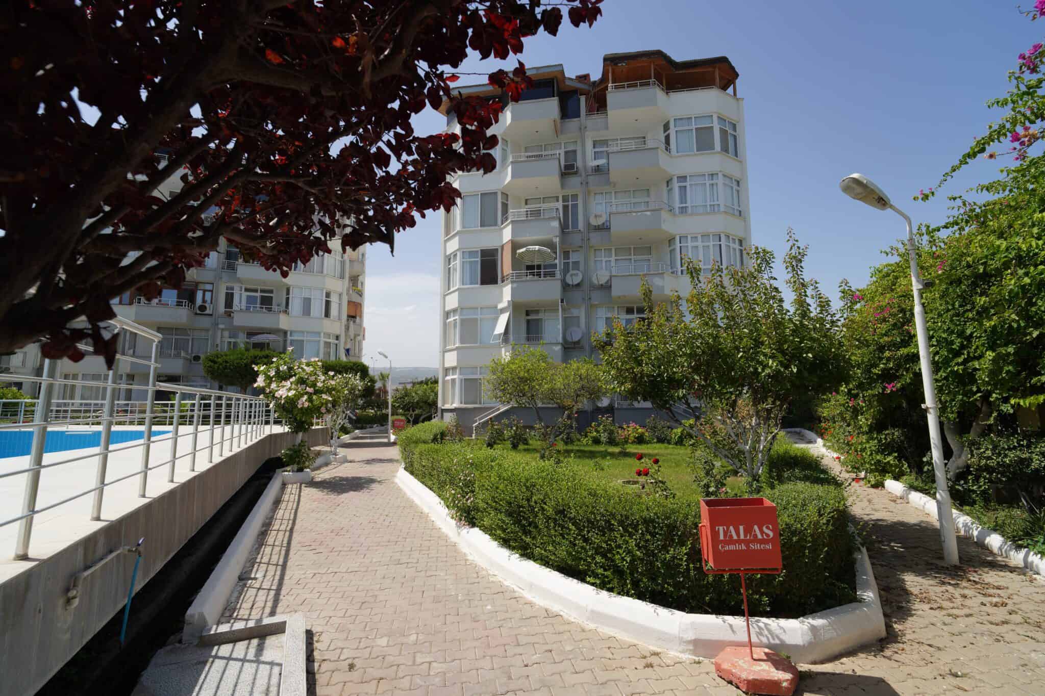 Mersin Erdemli Talas Çamlık Sitesi Satılık 2+1 Yazlık Daire